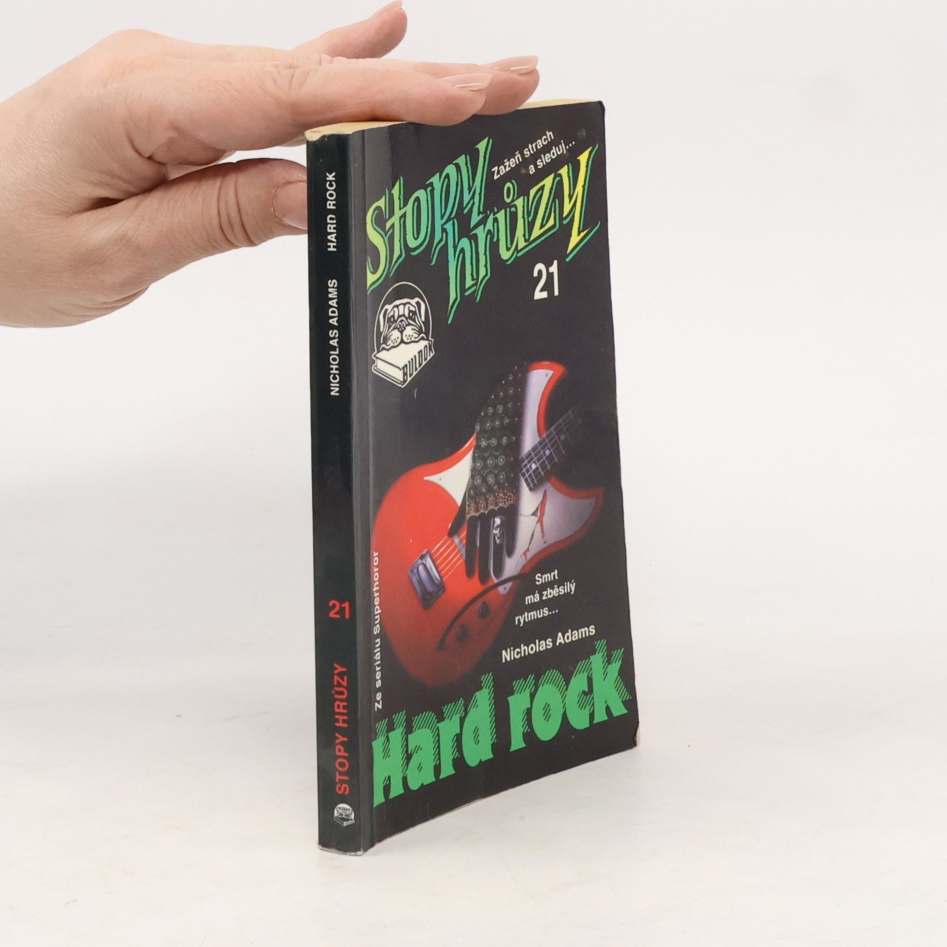 James D. MacDonald Hard rock. Stopy hrůzy 21
