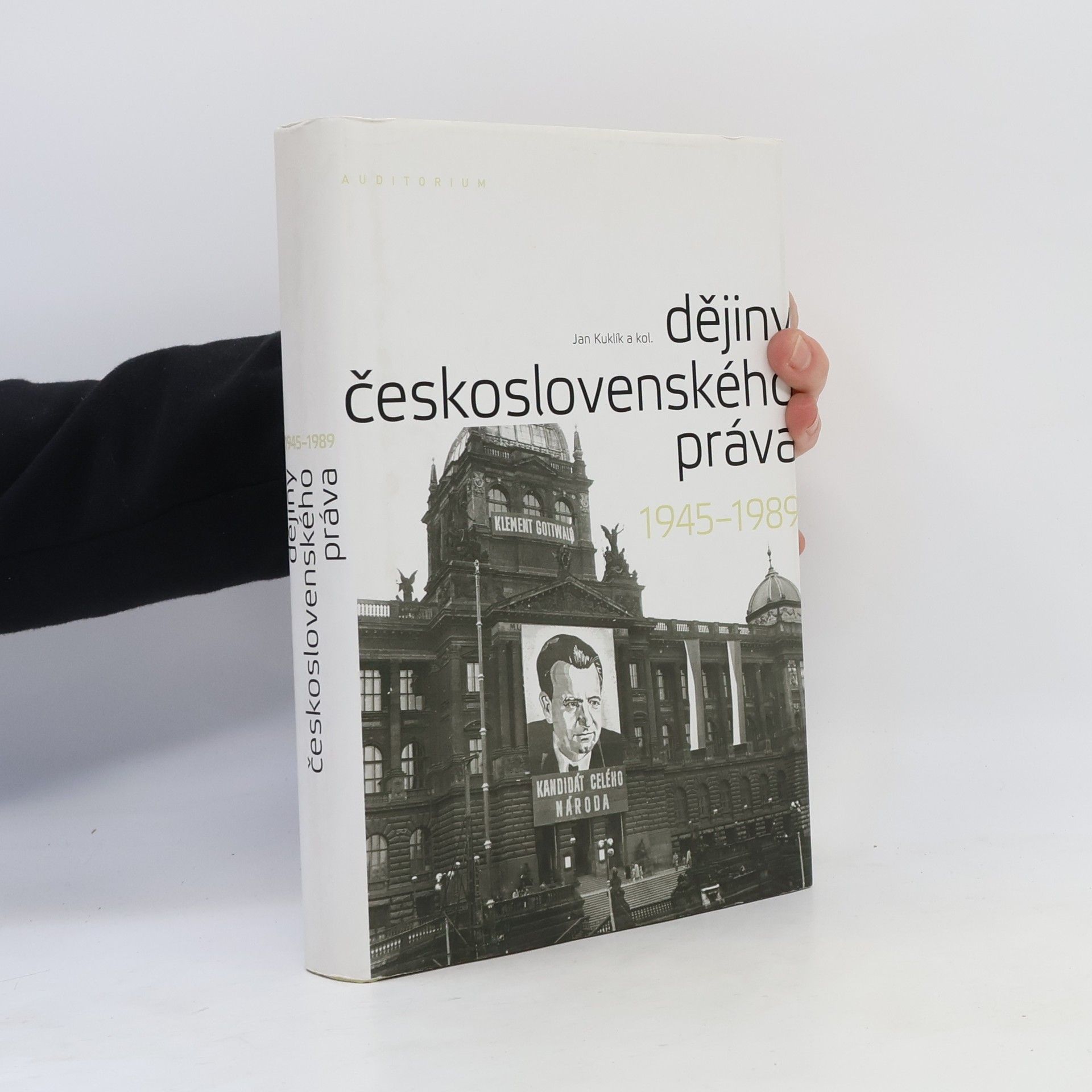 Jan Kuklík ml. Dějiny československého práva 1945–1989