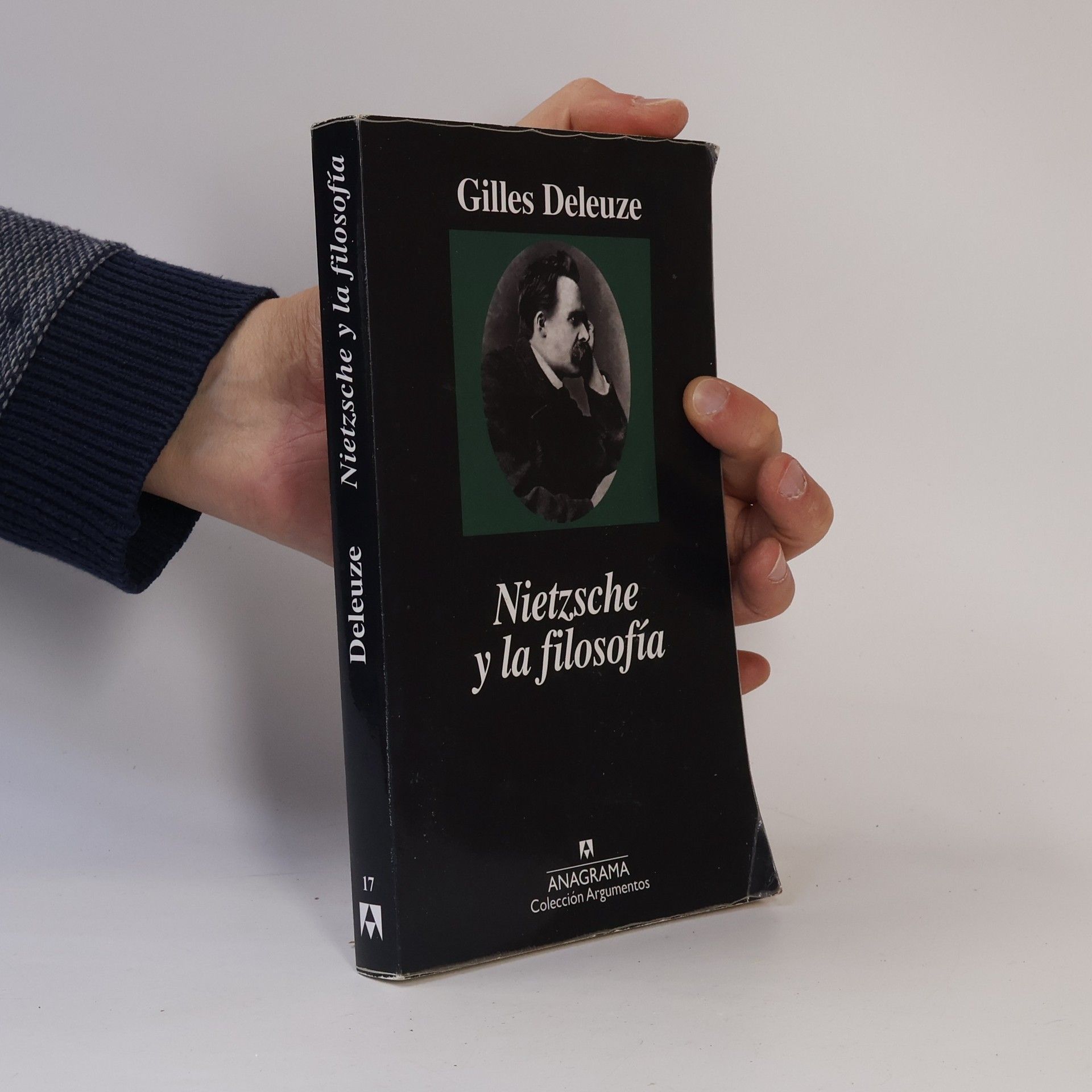Carmen Artal Rodríguez Colección Argumentos - 17: Nietzsche y la filosofía