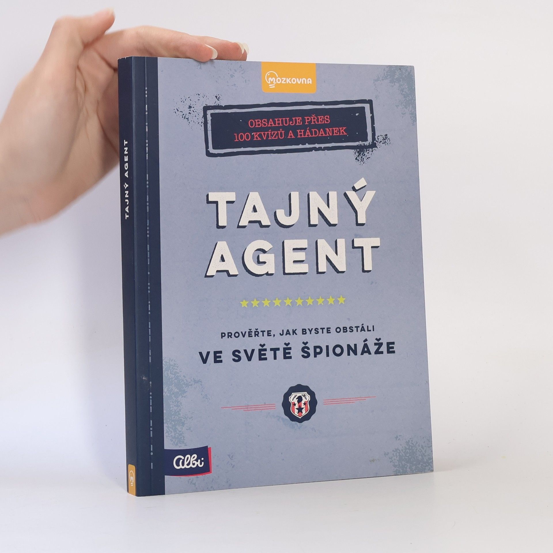 John Gillard Tajný agent. prověřte, jak byste obstáli ve světě špionáže