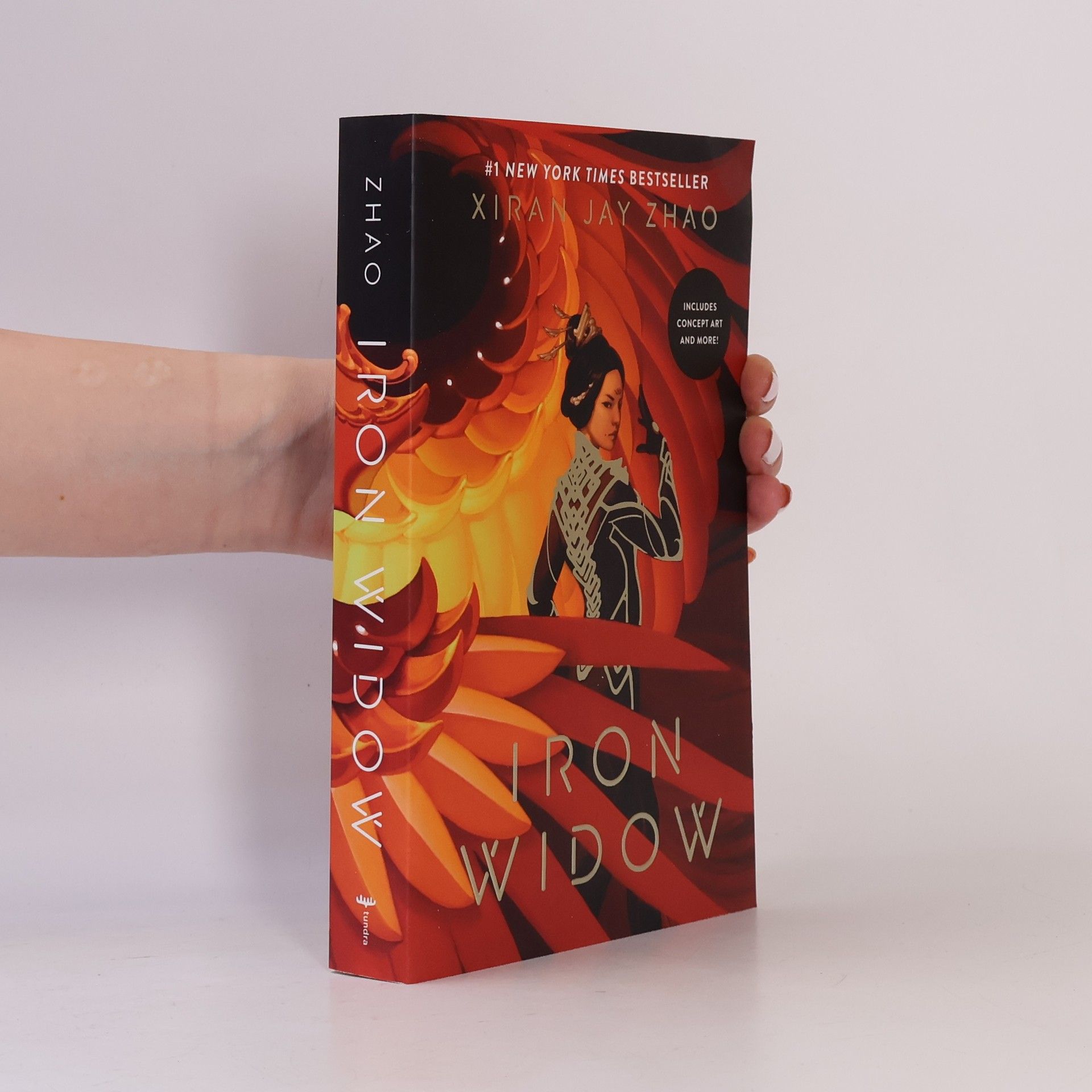 Xiran Jay Zhao Iron Widow