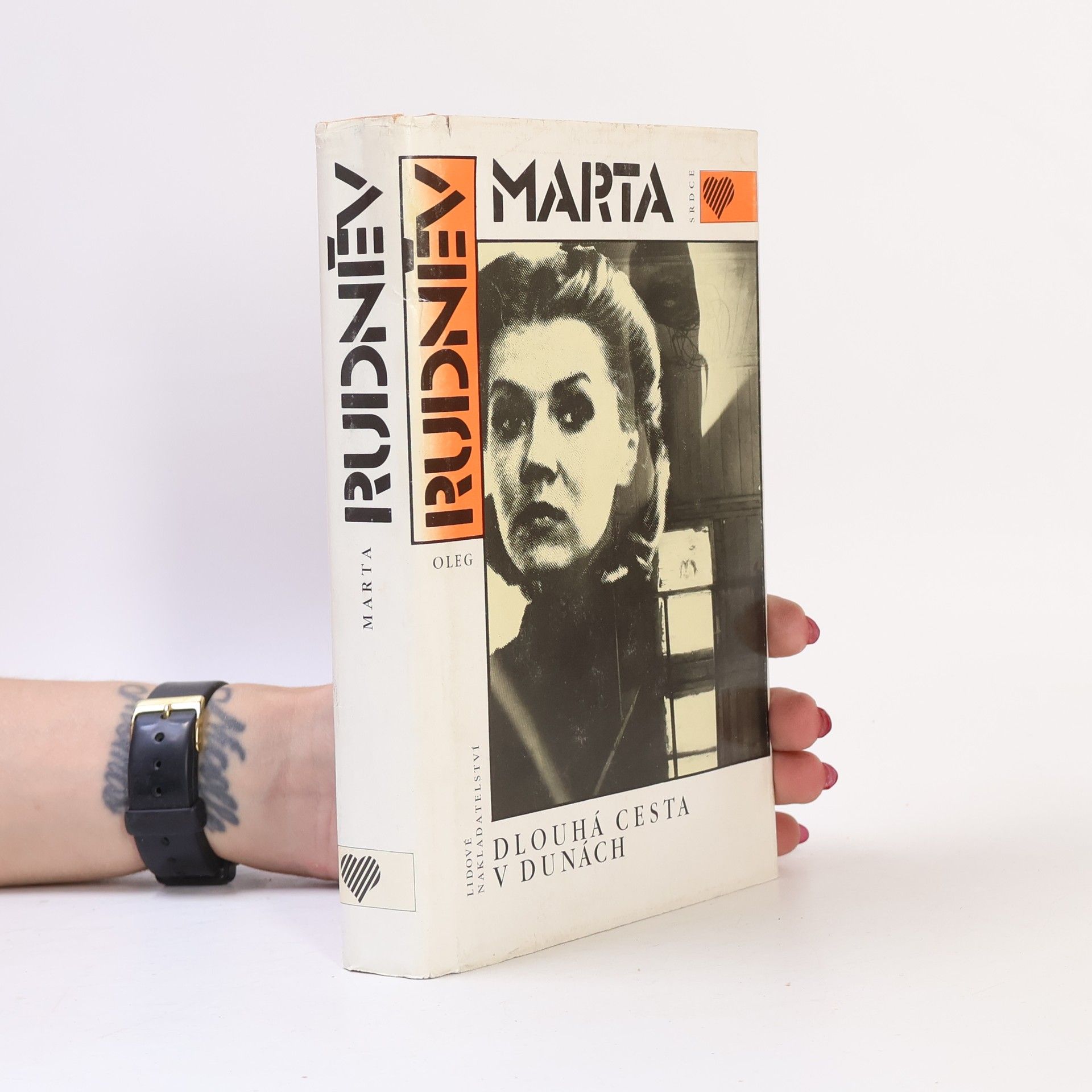 Milan Michael Horák Marta. Dlouhá cesta v dunách