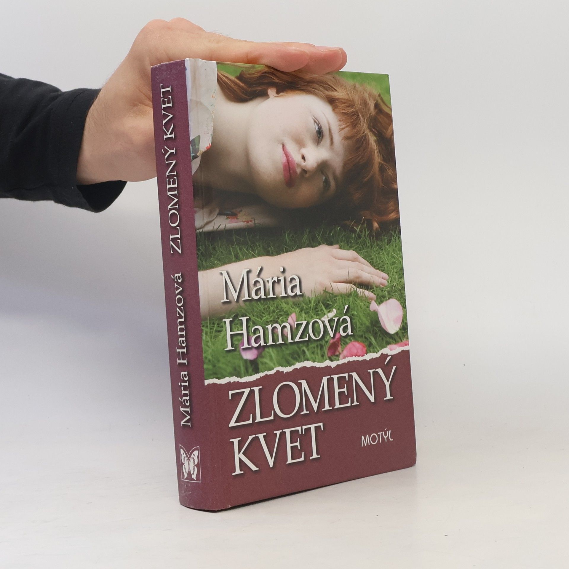 Mária Hamzová Zlomený kvet