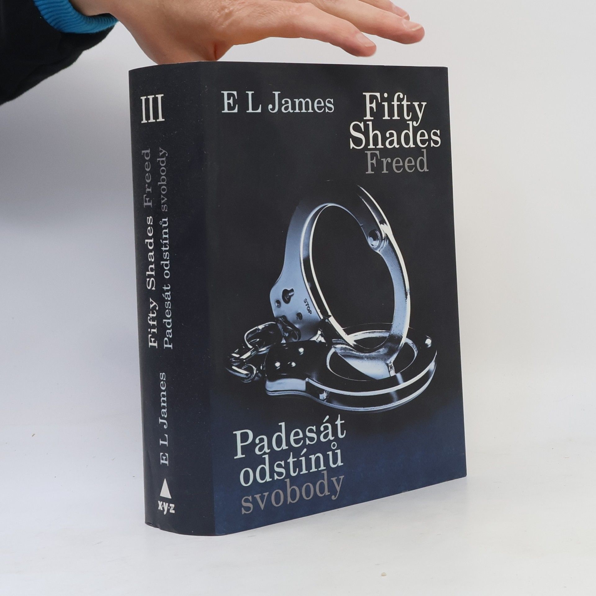 E L James Padesát odstínů svobody