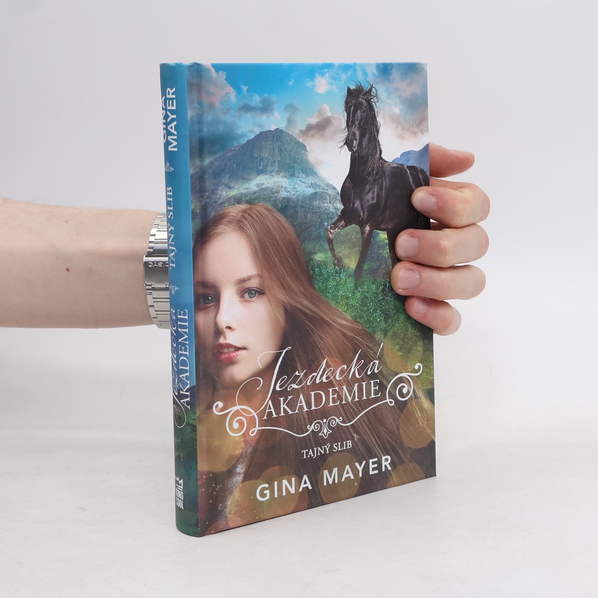 Gina Mayer Jezdecká akademie. Tajný slib