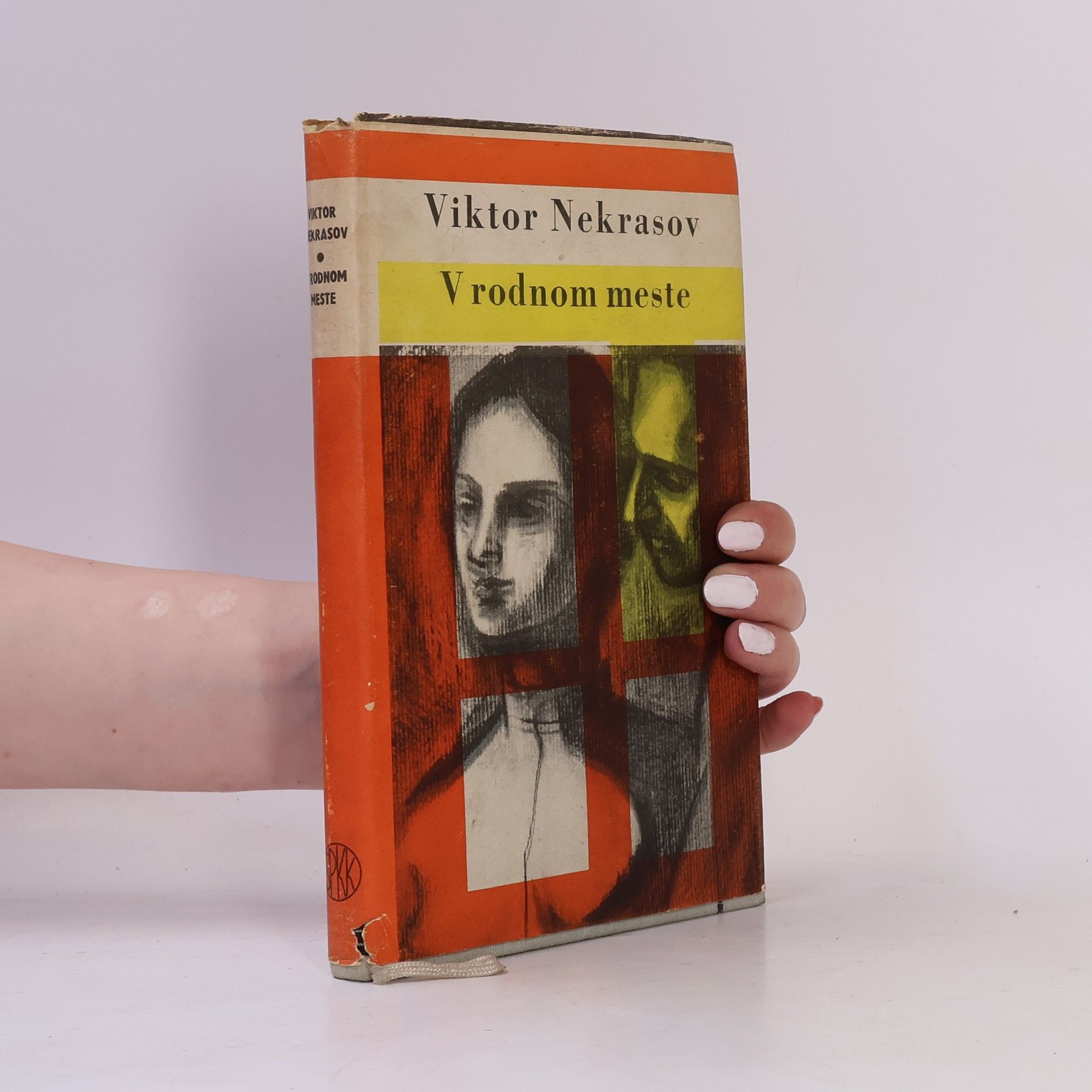Wiktor Nekrassow V rodnom meste