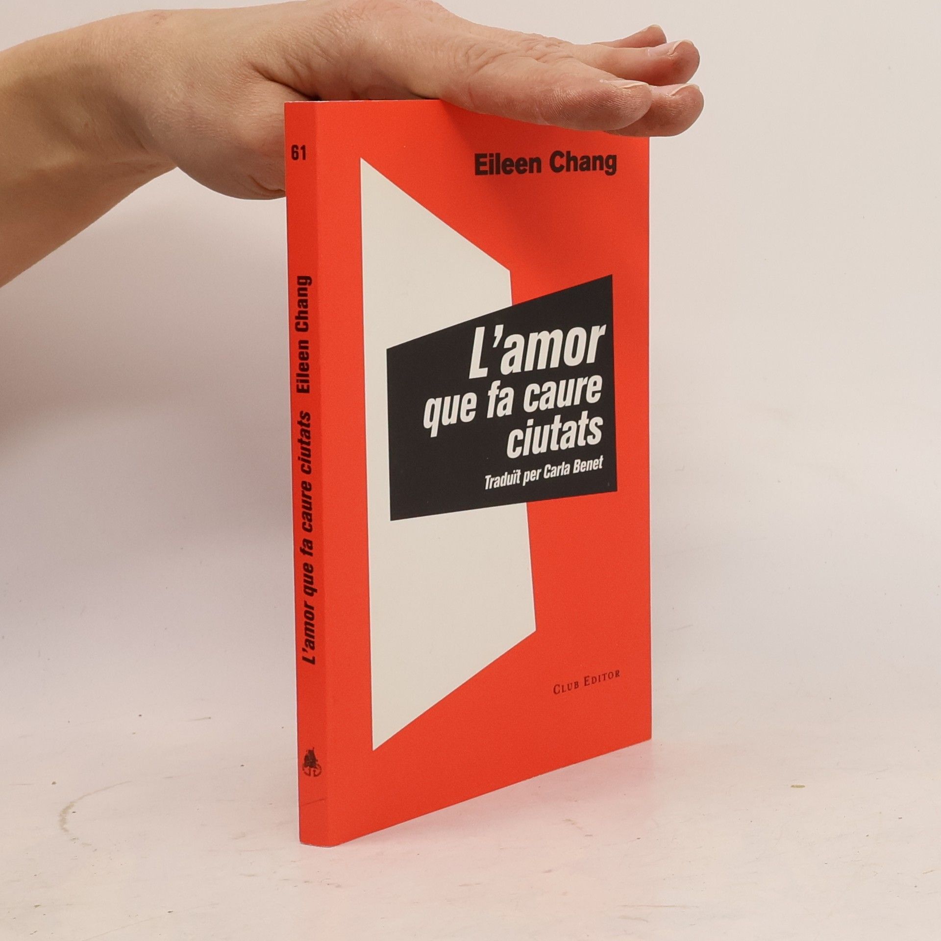 Carla Benet L'amor que fa caure ciutats