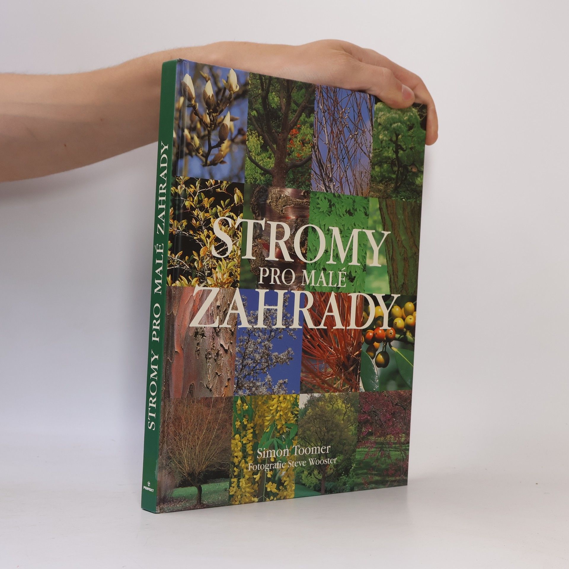 Simon Toomer Stromy pro malé zahrady