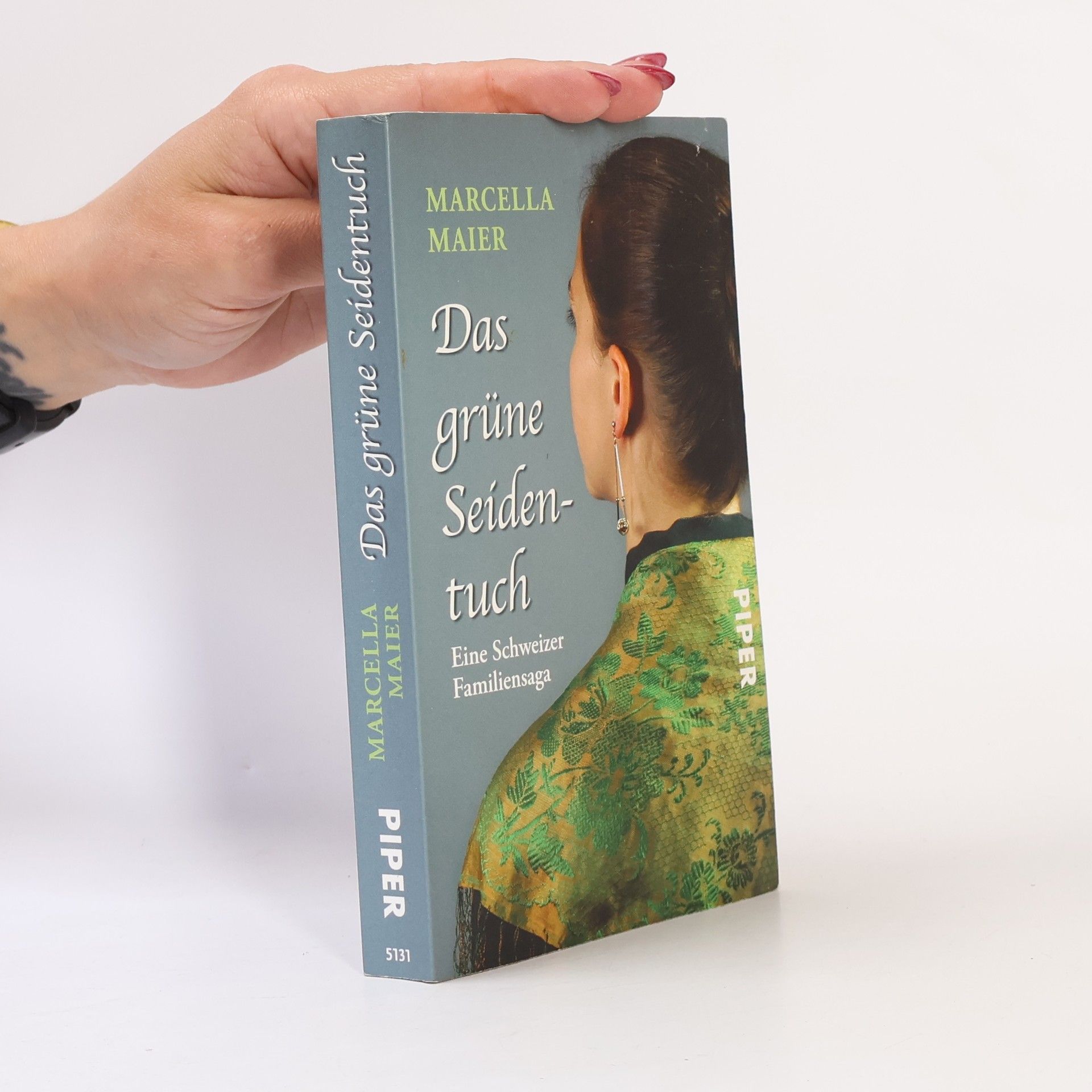 Marcella Maier Das grüne Seidentuch