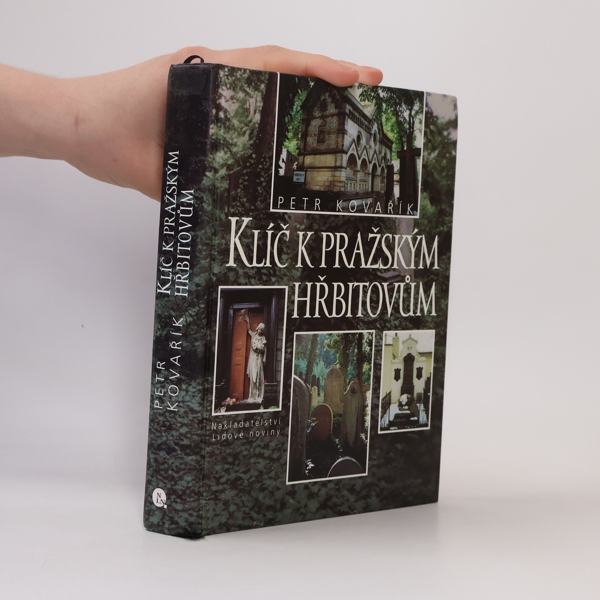 Petr Kovařík Klíč k pražským hřbitovům
