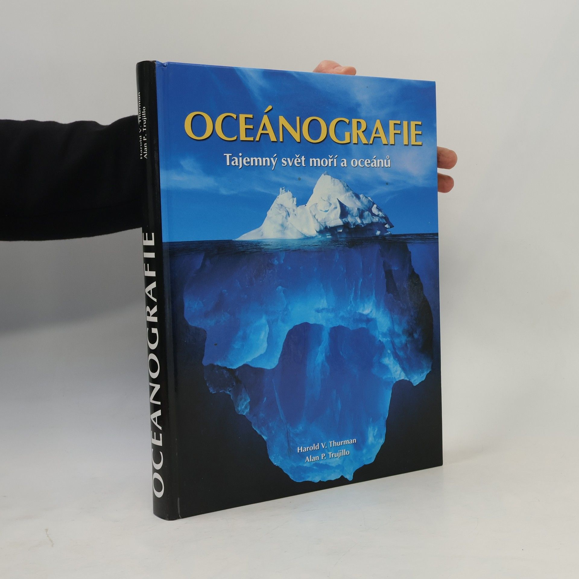 Alan P. Trujillo Oceánografie