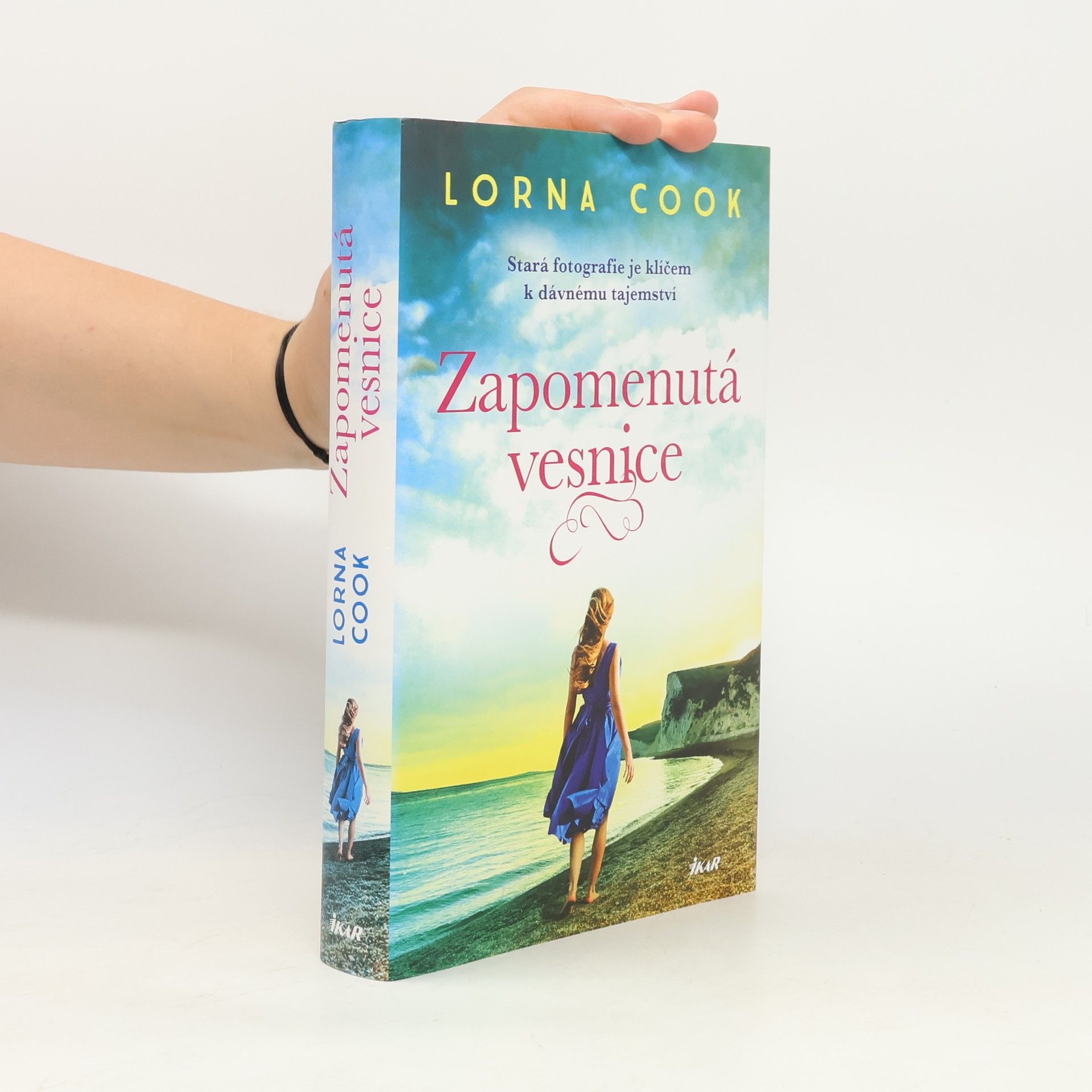 Lorna Cook Zapomenutá vesnice