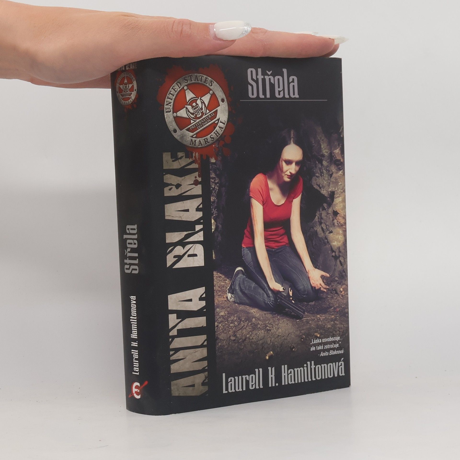 Laurell K. Hamilton Střela