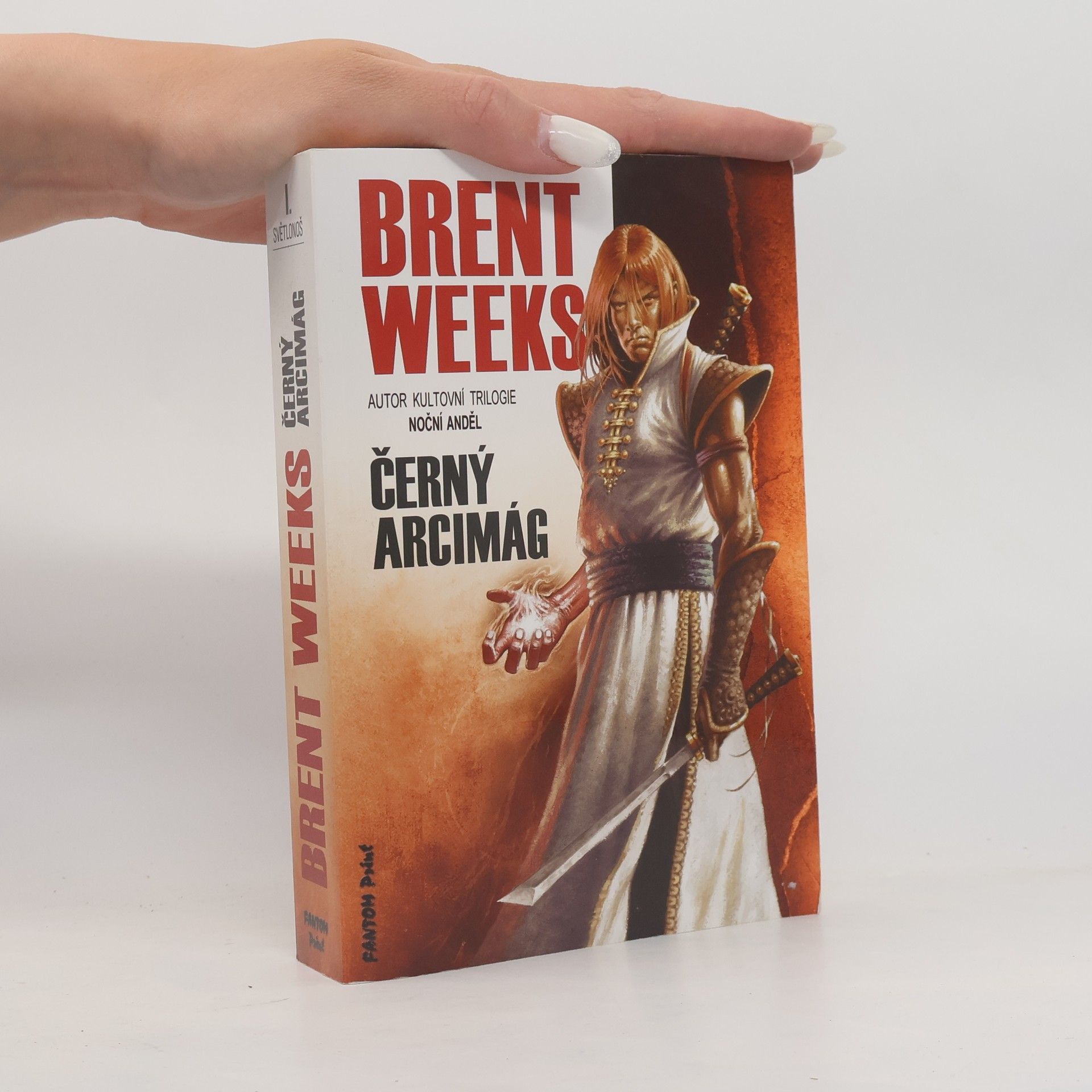 Brent Weeks Černý arcimág