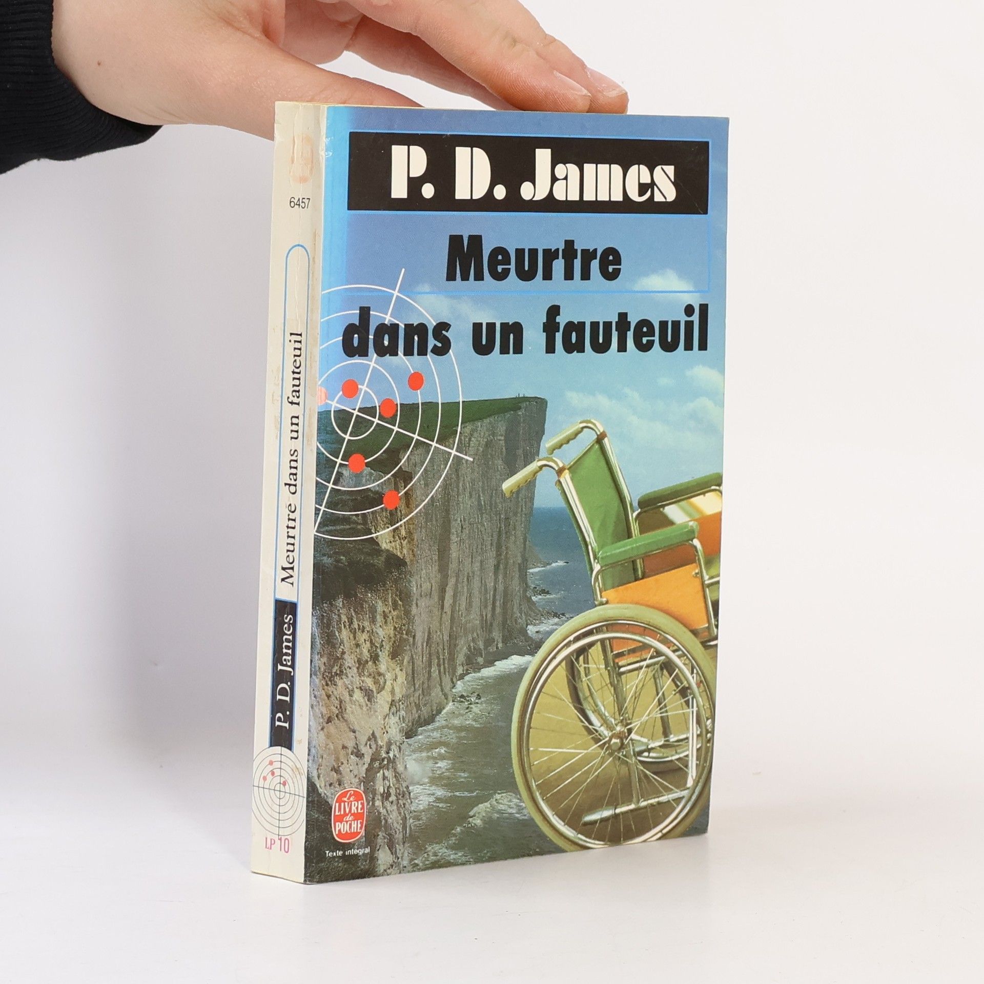 Phyllis Dorothy James Le Livre de Poche: Meurtre dans un fauteuil - Texte intégral