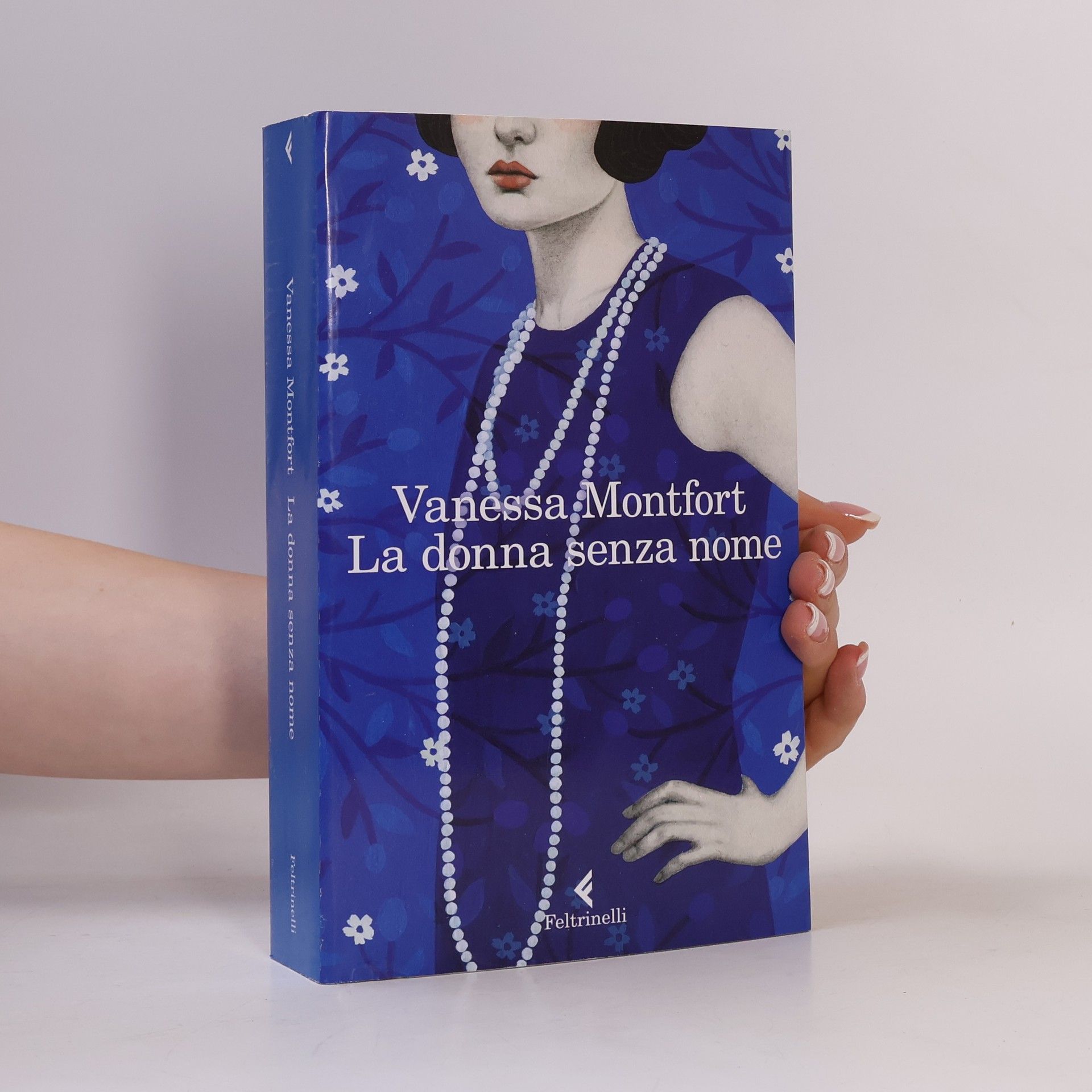 Vanessa Montfort La donna senza nome