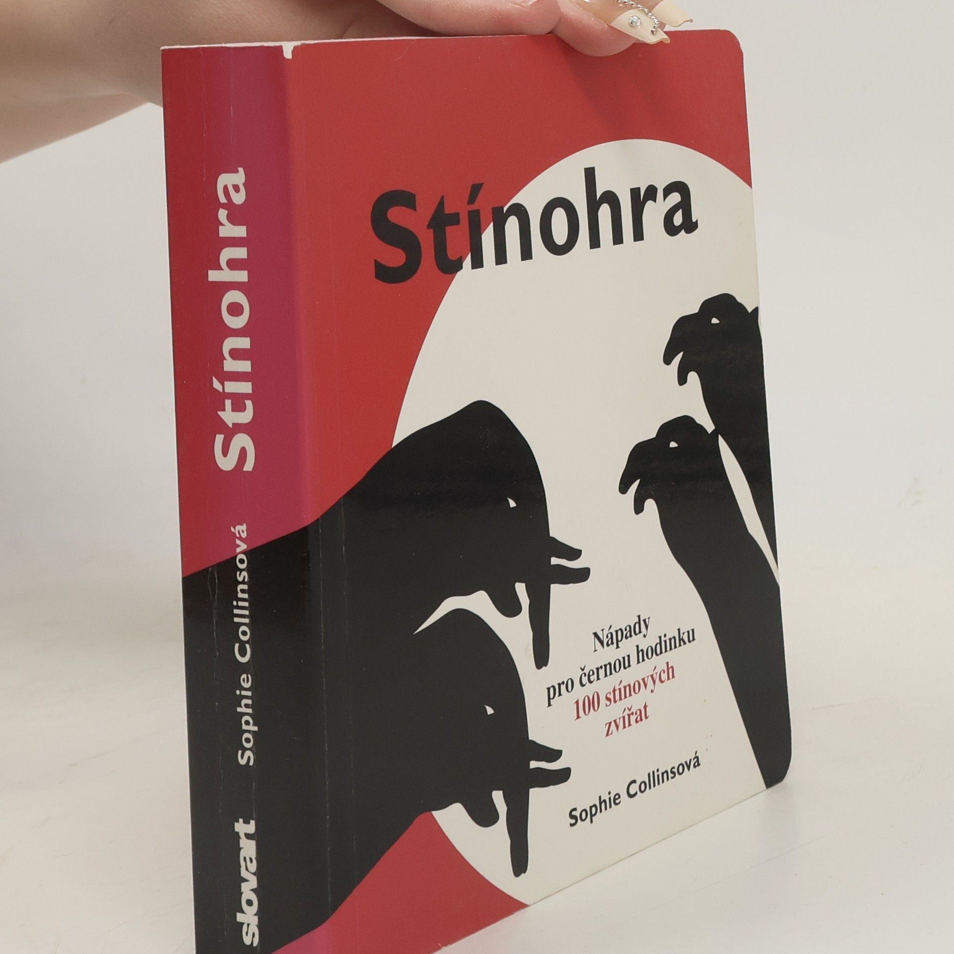 Stínohra. Nápady pro černou hodinku. 100 stínových zvířat