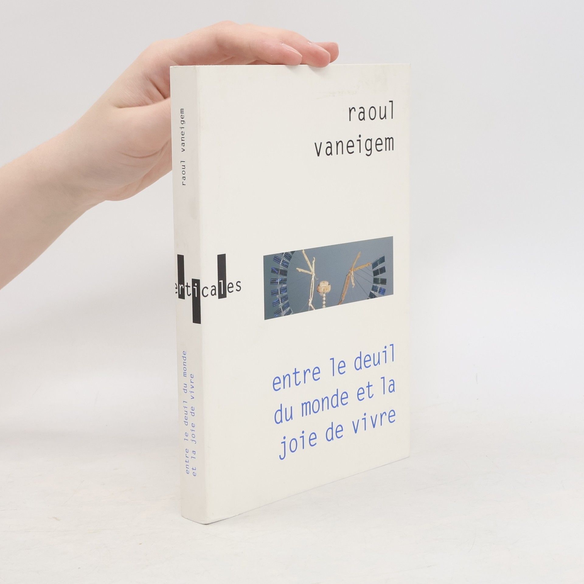 Entre le deuil du monde et la joie de vivre
