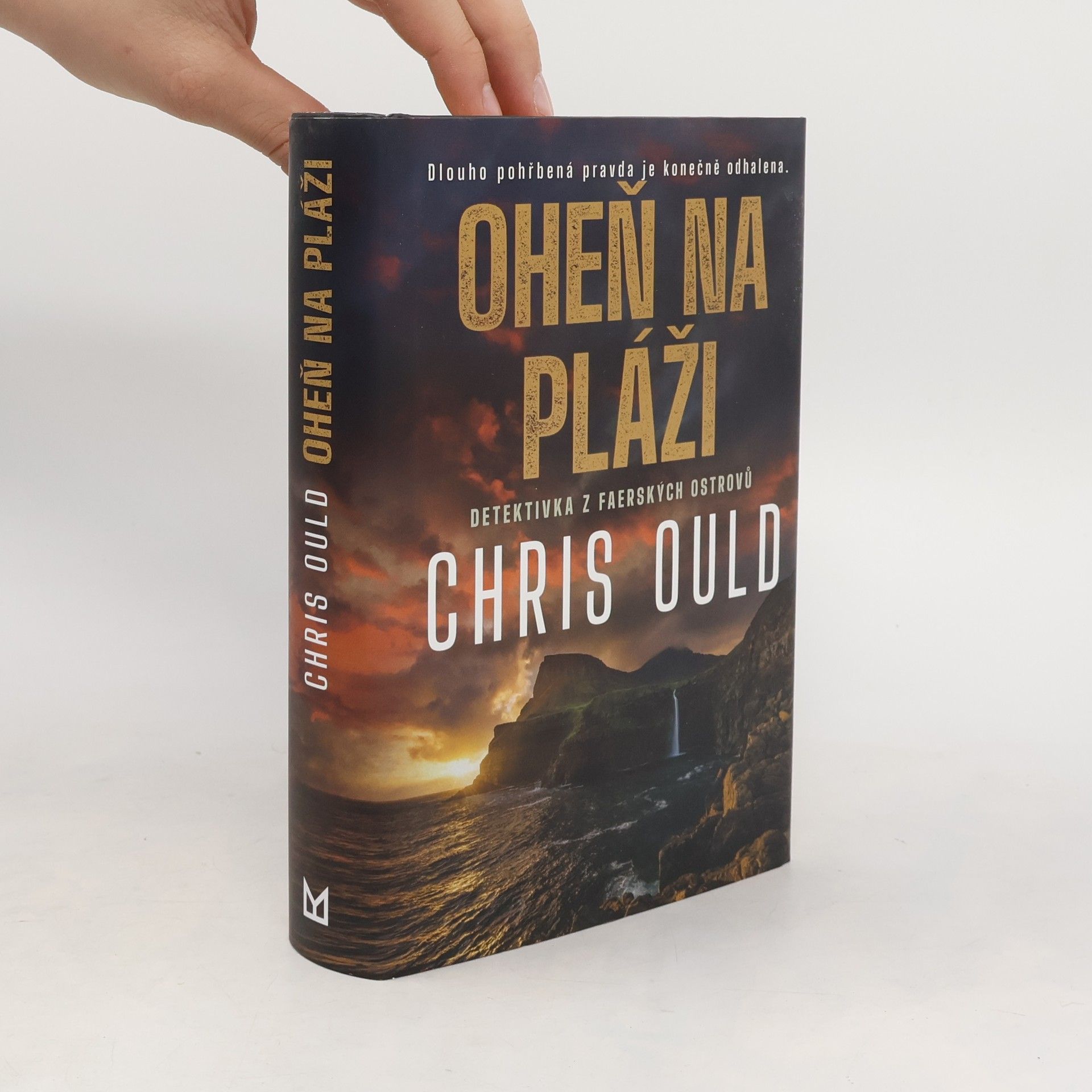 Chris Ould Oheň na pláži