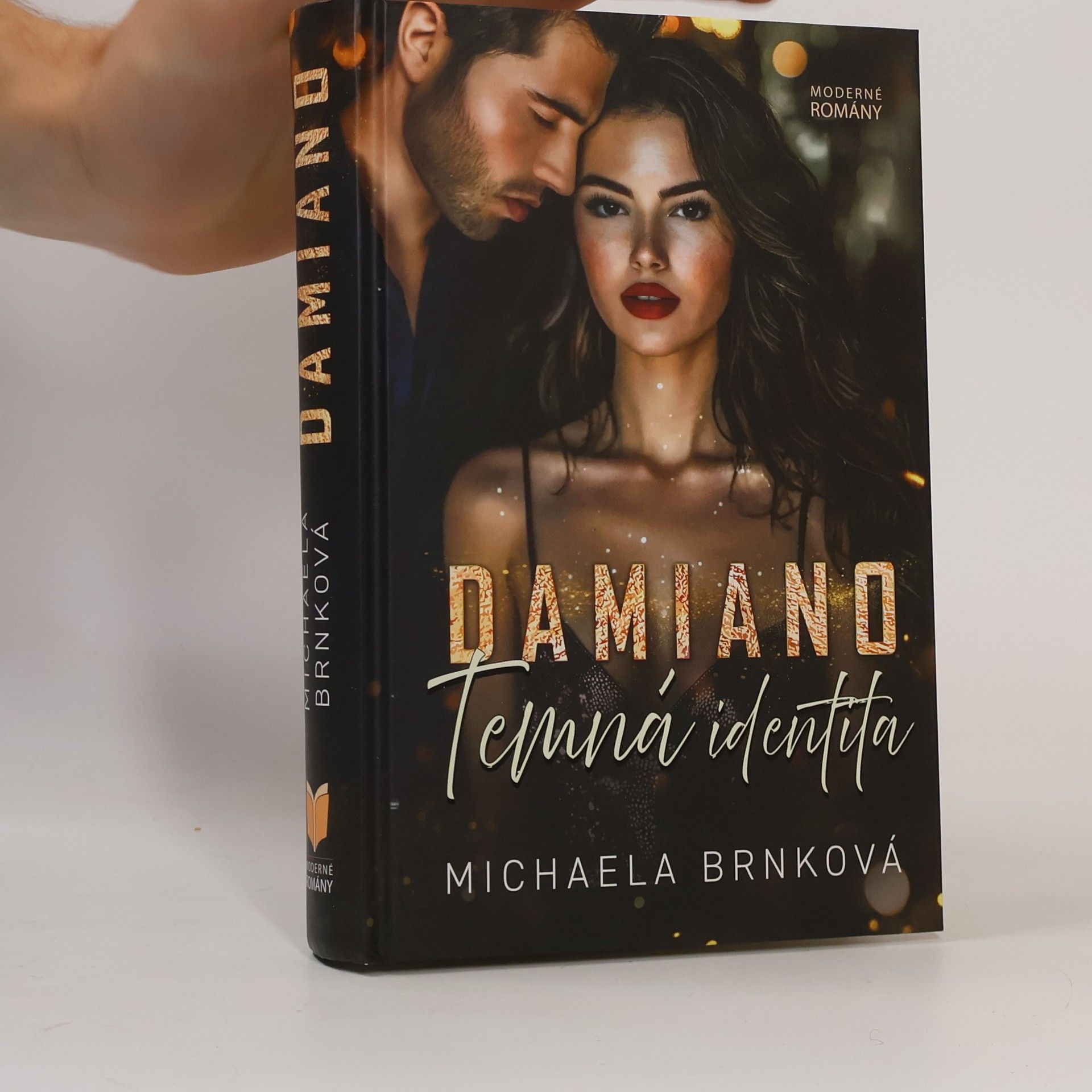 Michaela Brnková Temná identita
