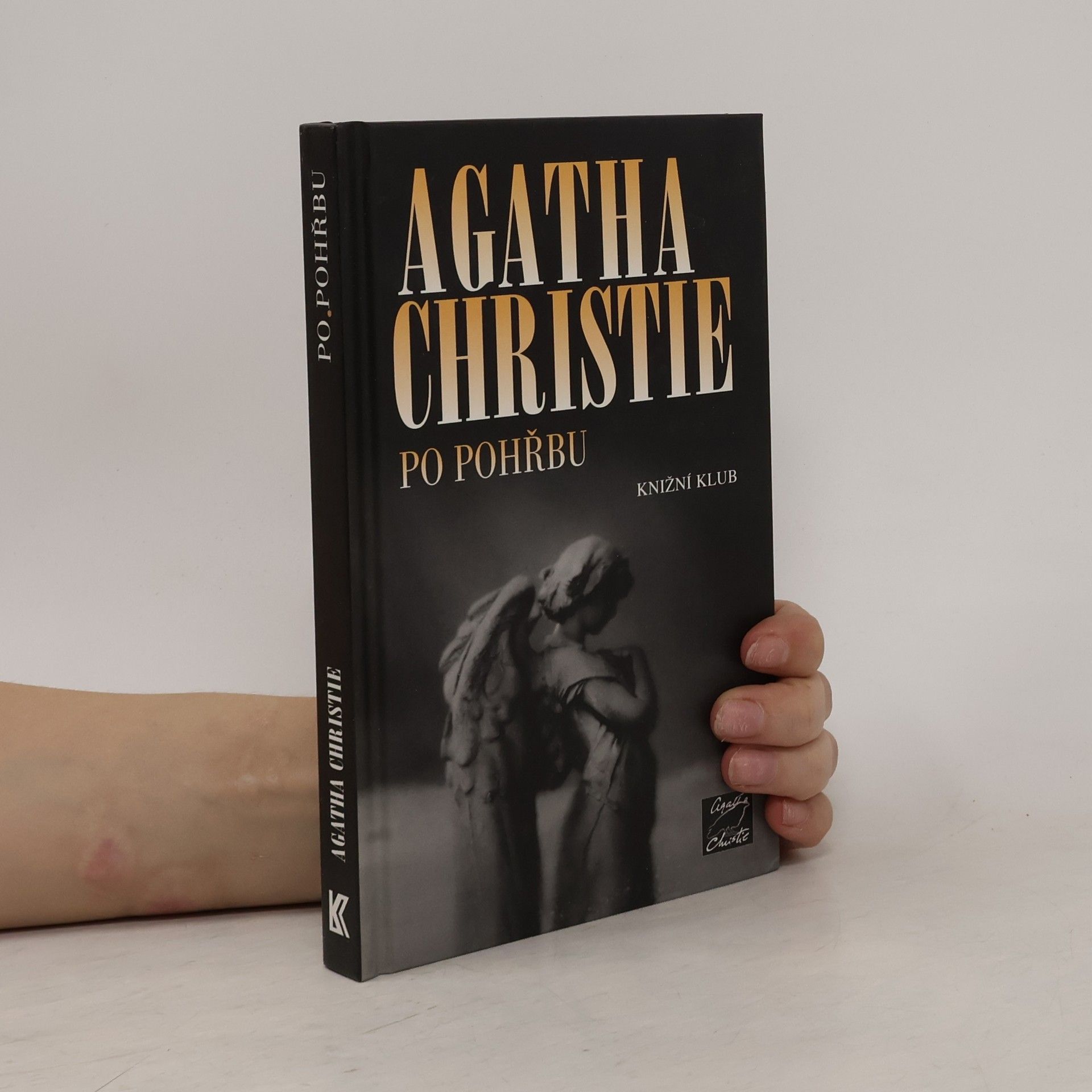 Agatha Christie Po pohřbu
