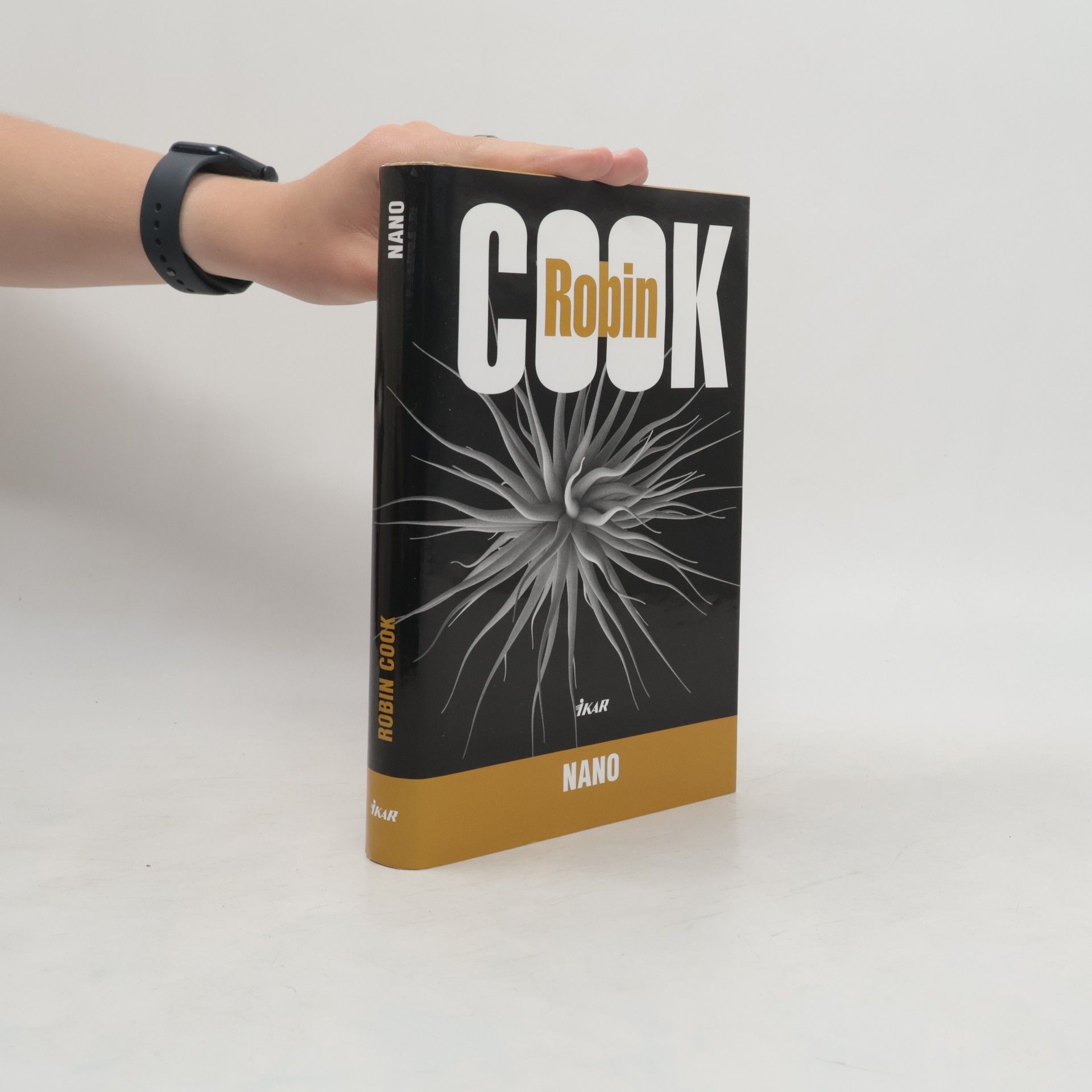 Robin Cook Nano