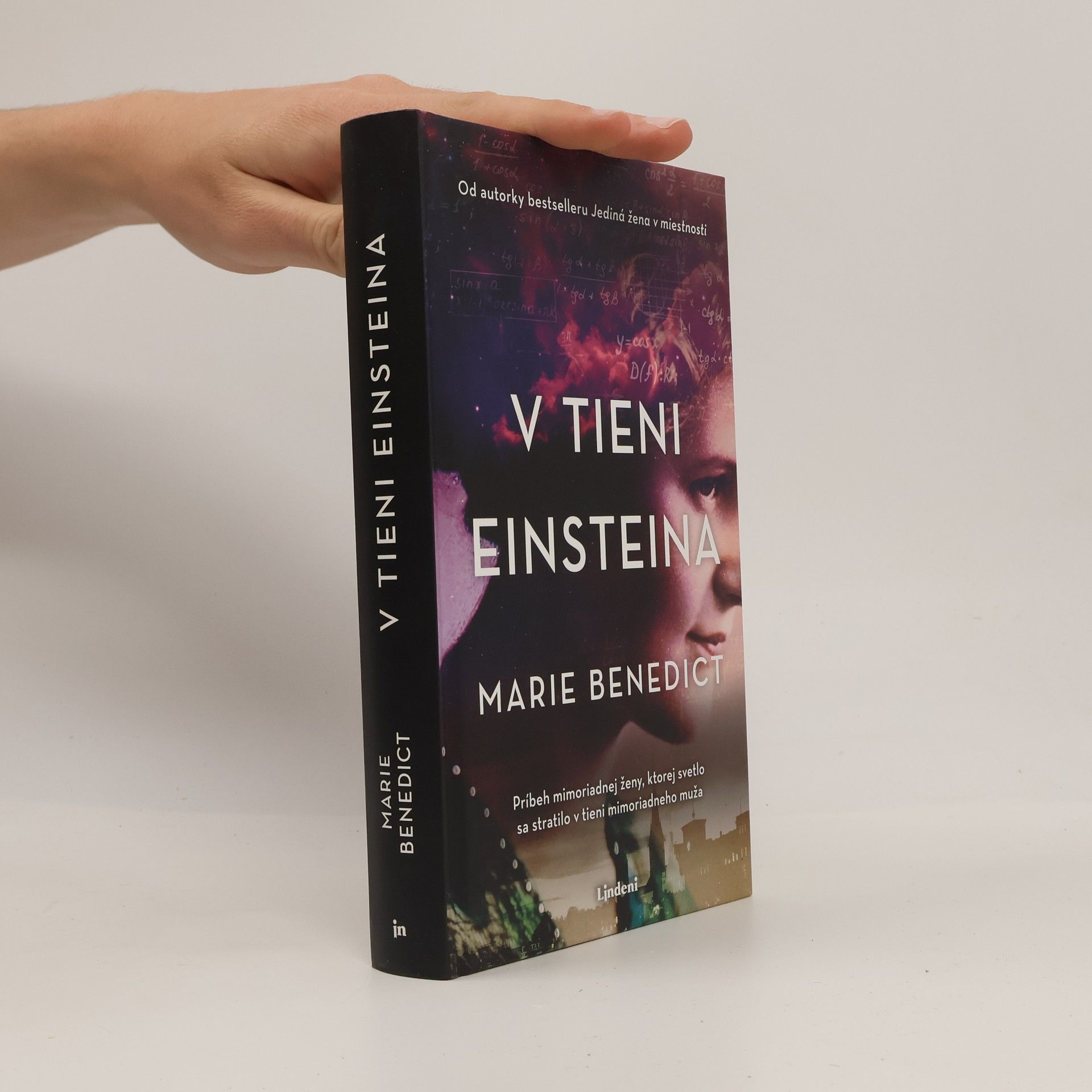 Marie Benedict V tieni Einsteina