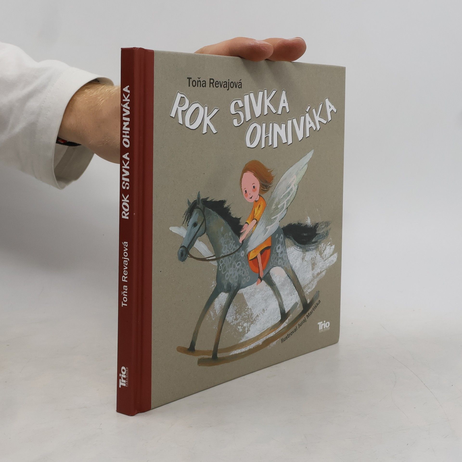 Revajová Toňa Rok sivka ohniváka