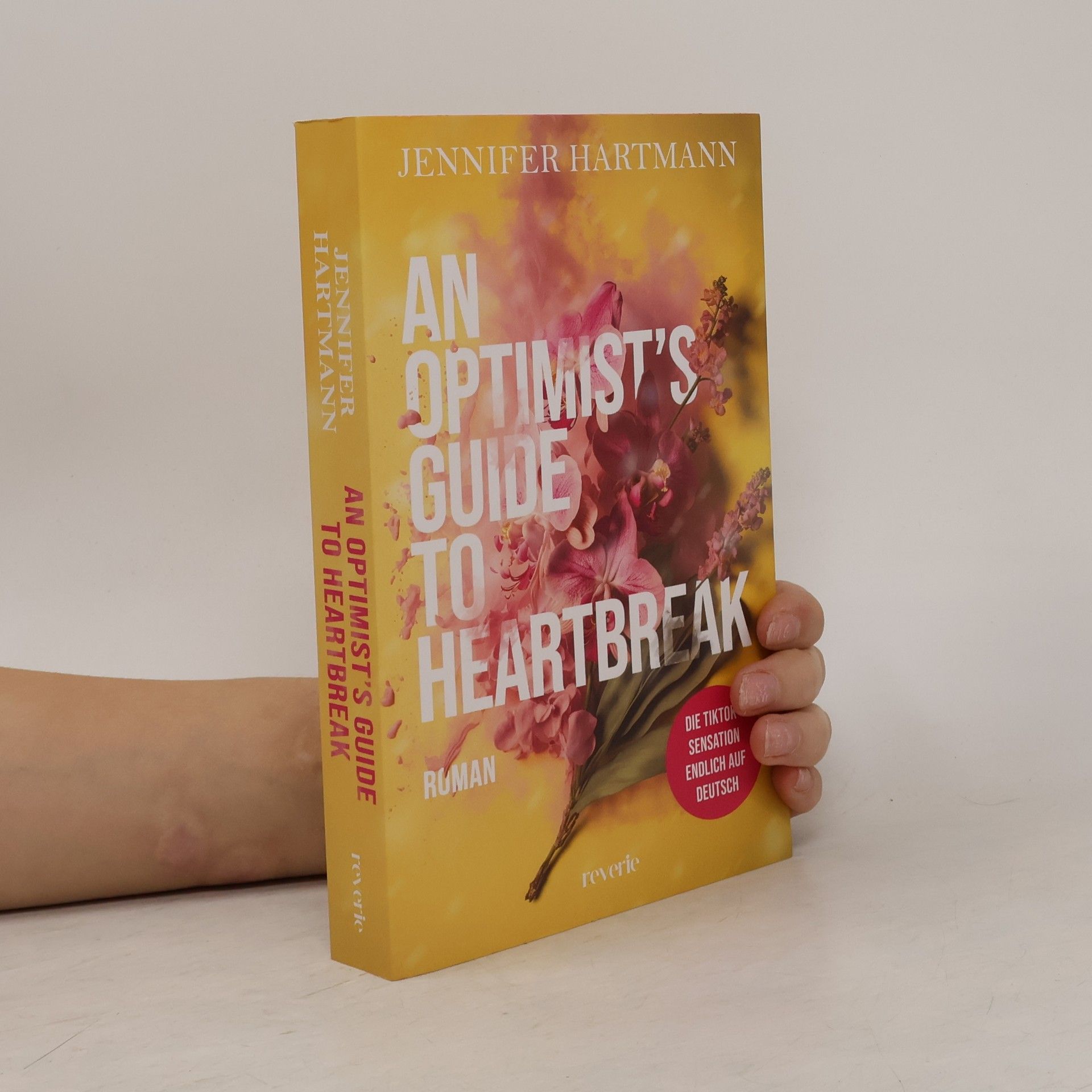 Jennifer Hartmann An Optimist's Guide to Heartbreak