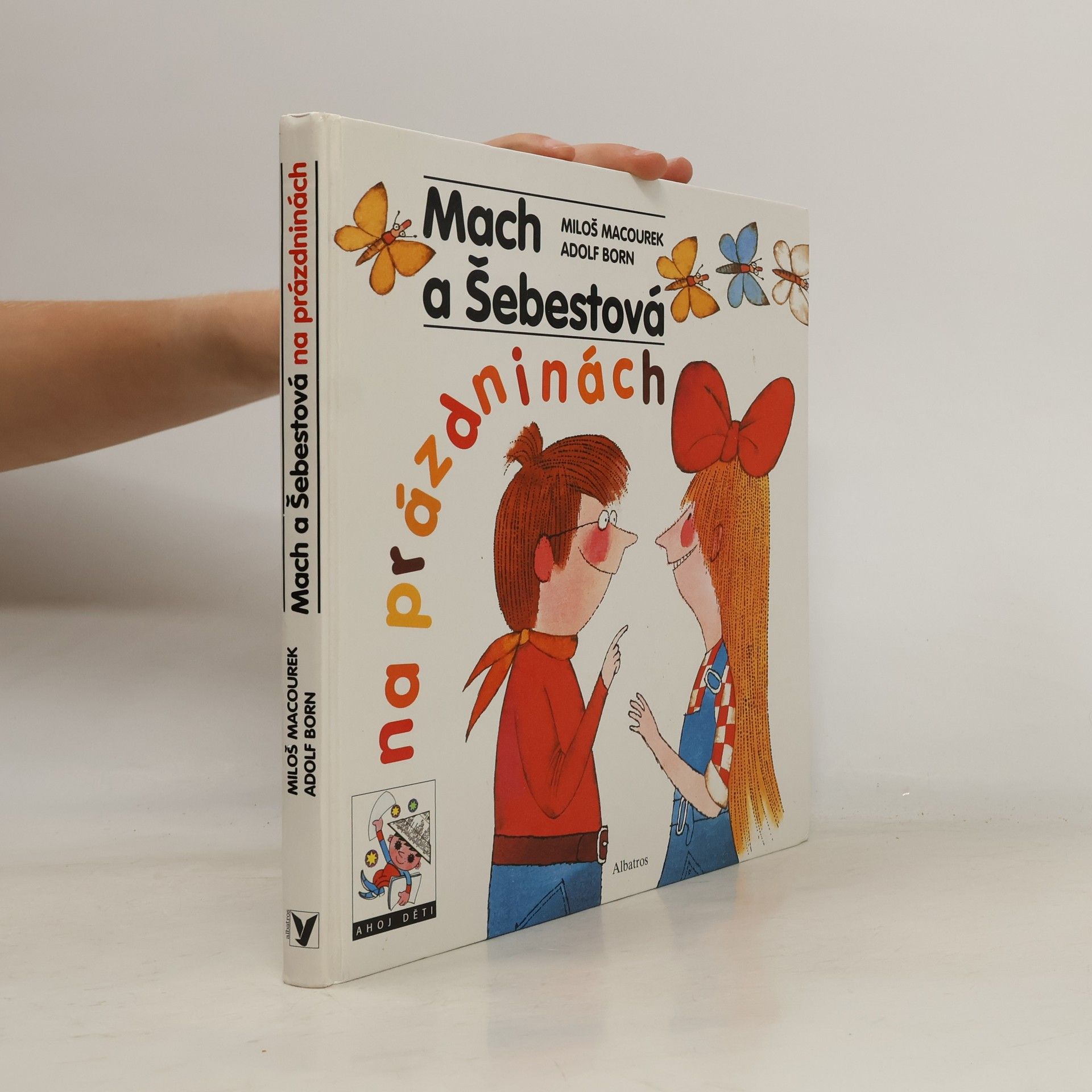 Miloš Macourek Mach a Šebestová na prázdninách