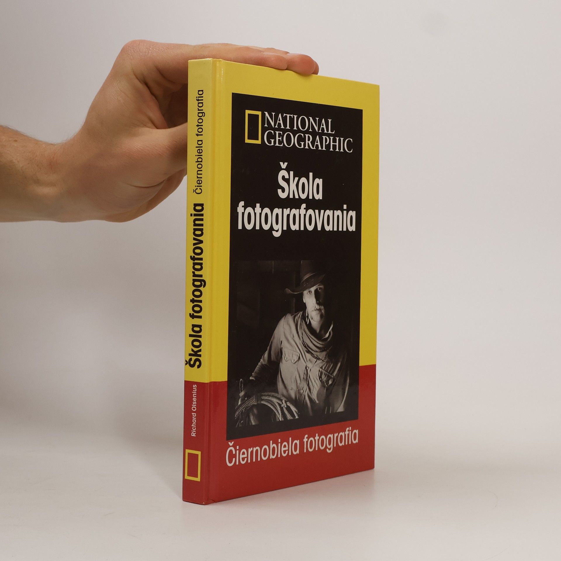 Richard Olsenius Škola fotografovania - Čiernobiela fotografia