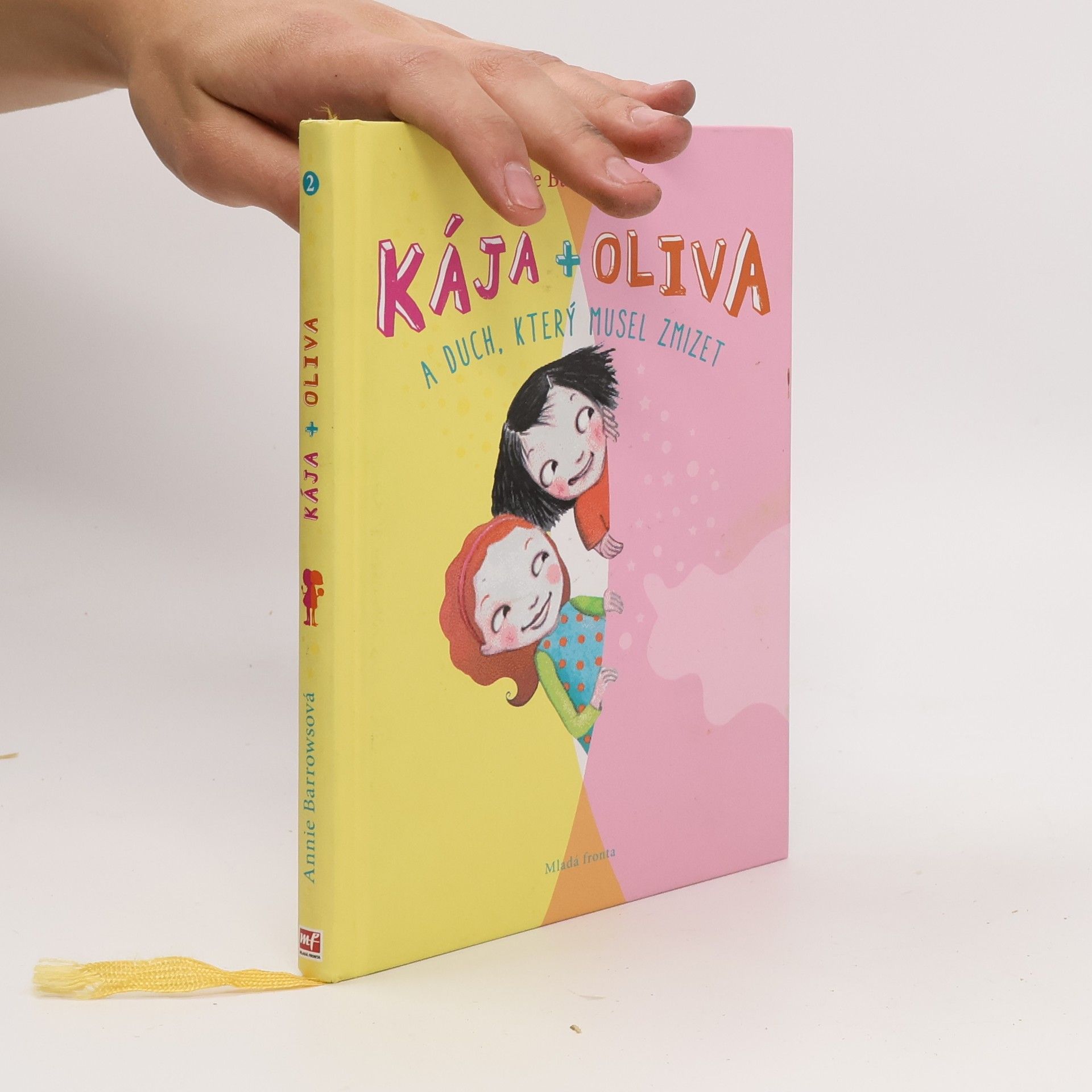 Sophie Blackall Kája + Oliva a duch, který musel zmizet