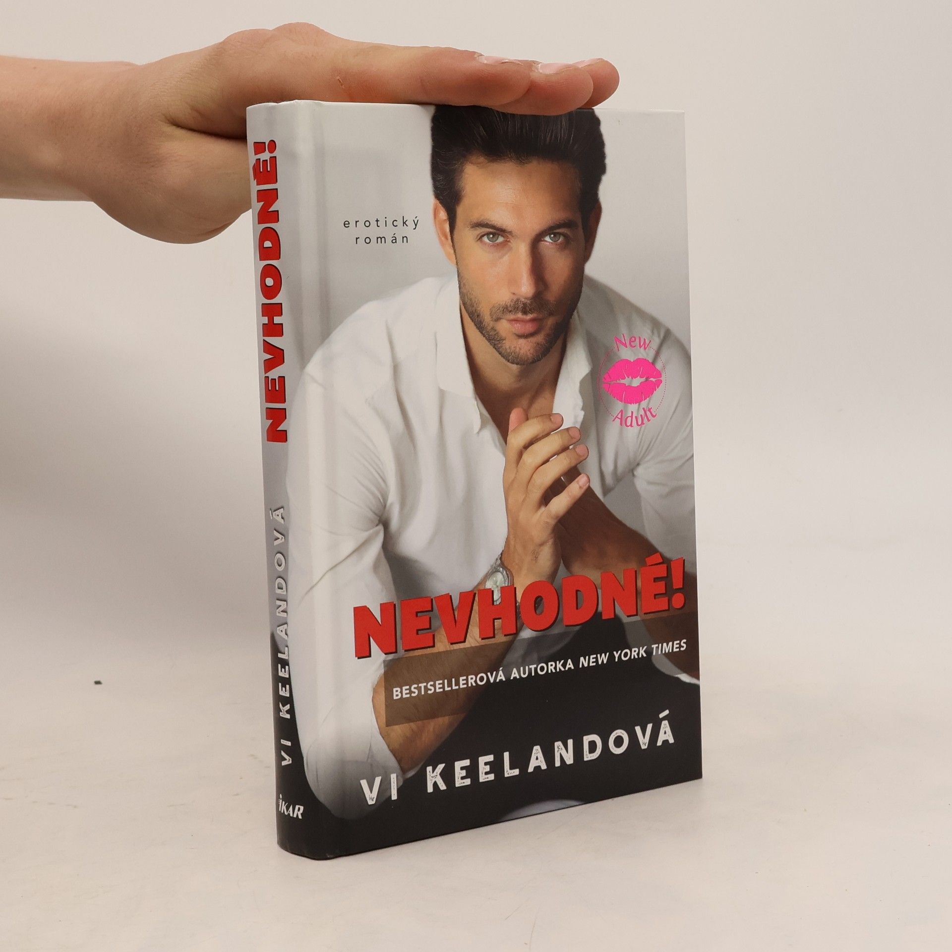 Vi Keeland Nevhodné!