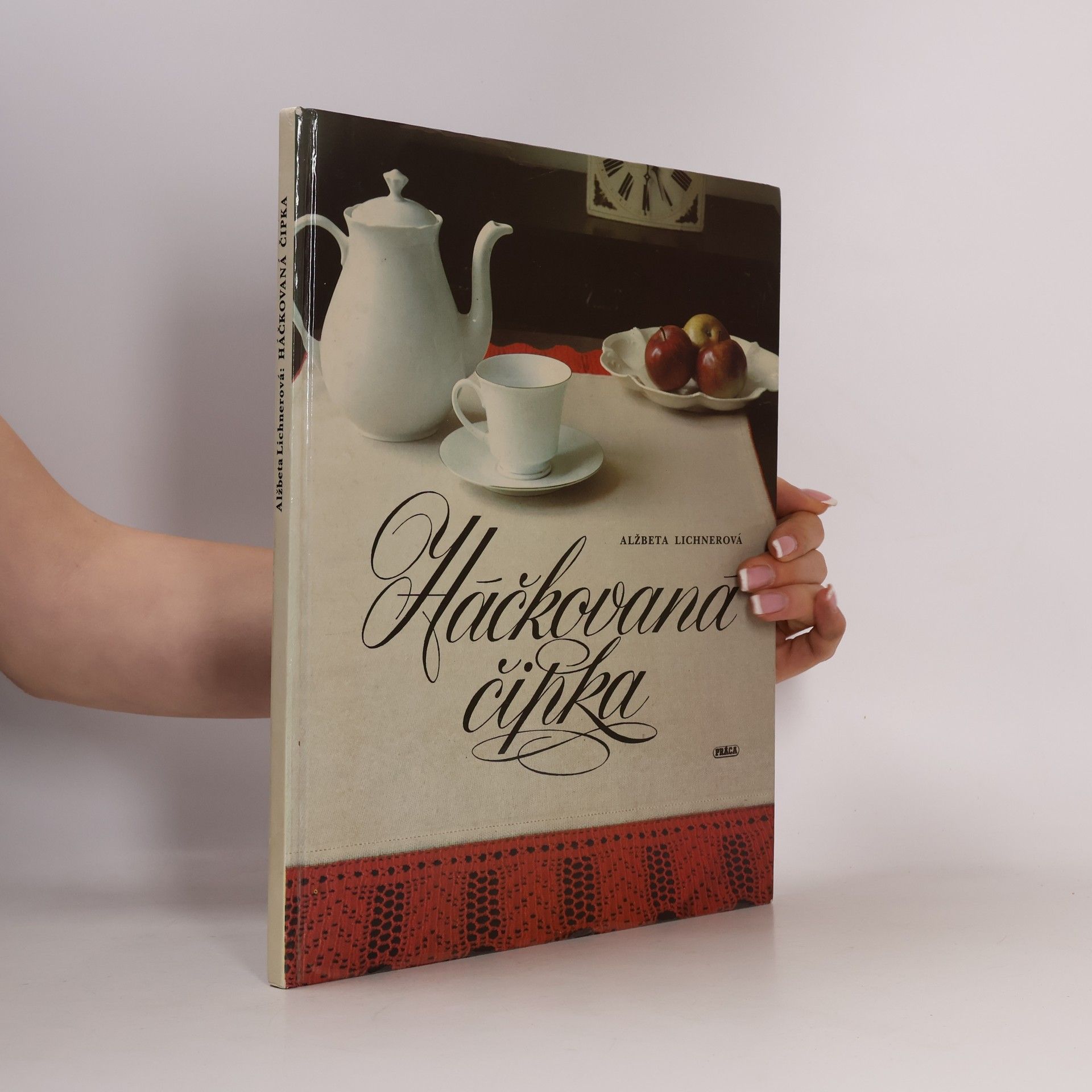 Alžbeta Lichnerová Hačkovaná čipka