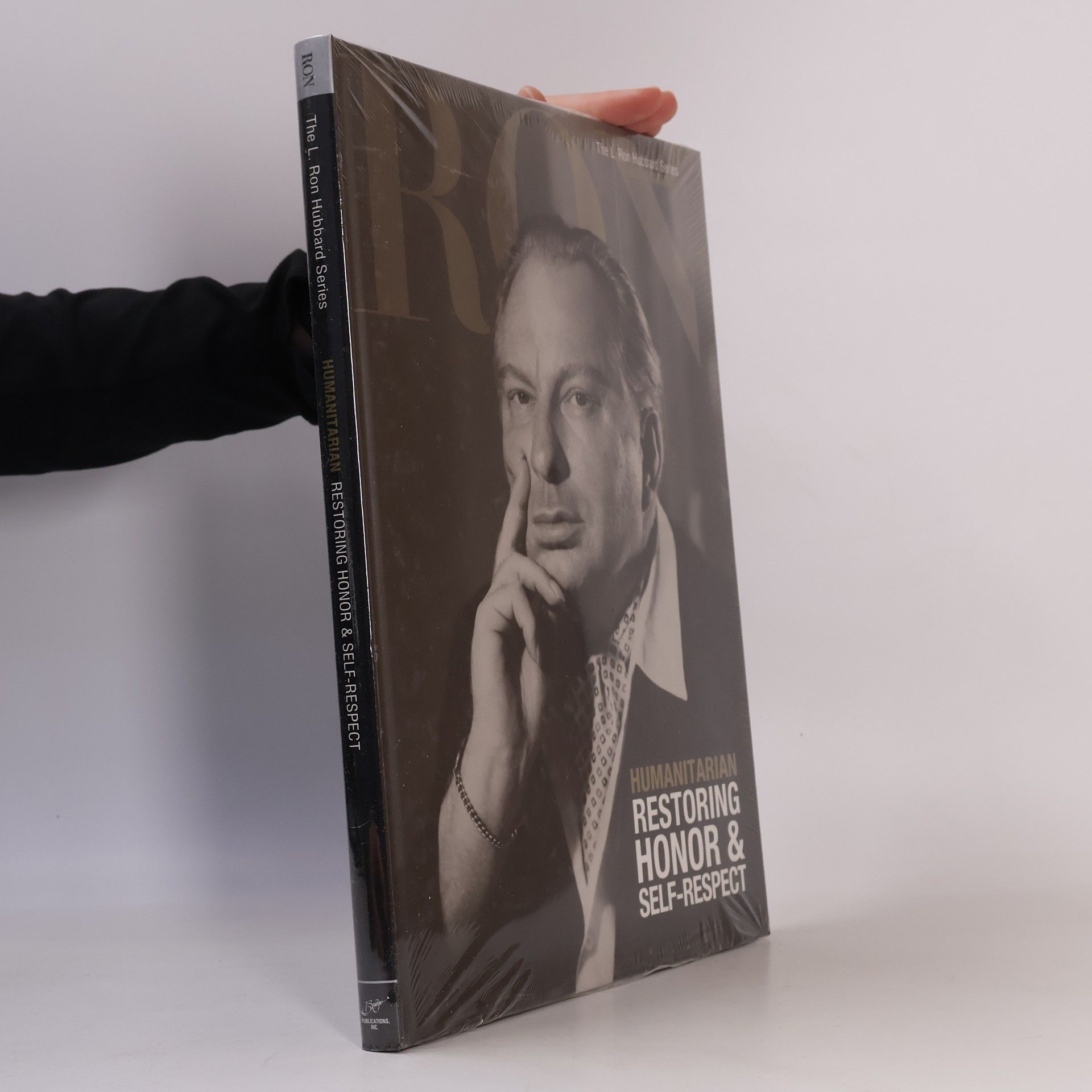 Bridge Publications Staff The L. Ron Hubbard Series - 4: Humanitarian