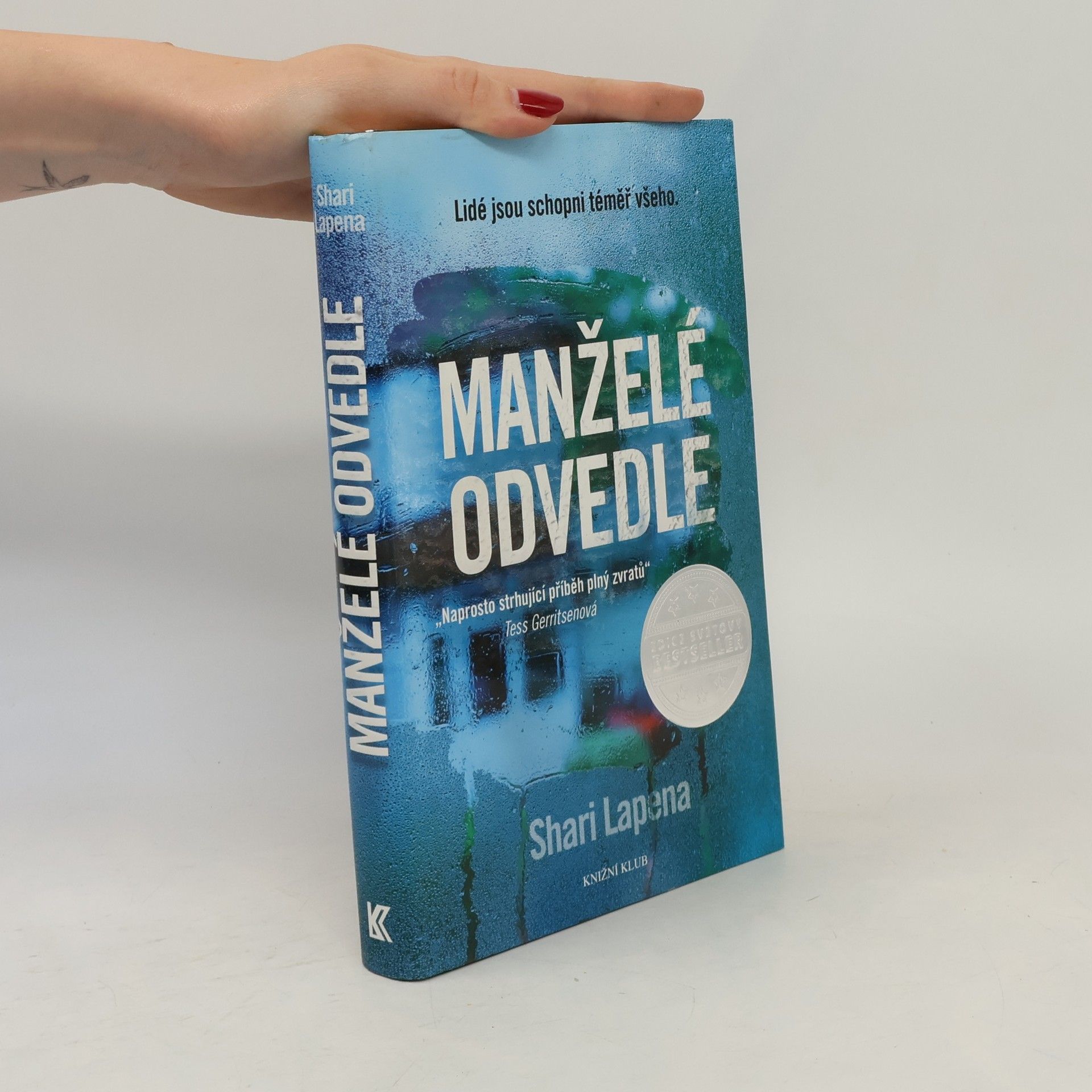 Shari Lapena Manželé odvedle
