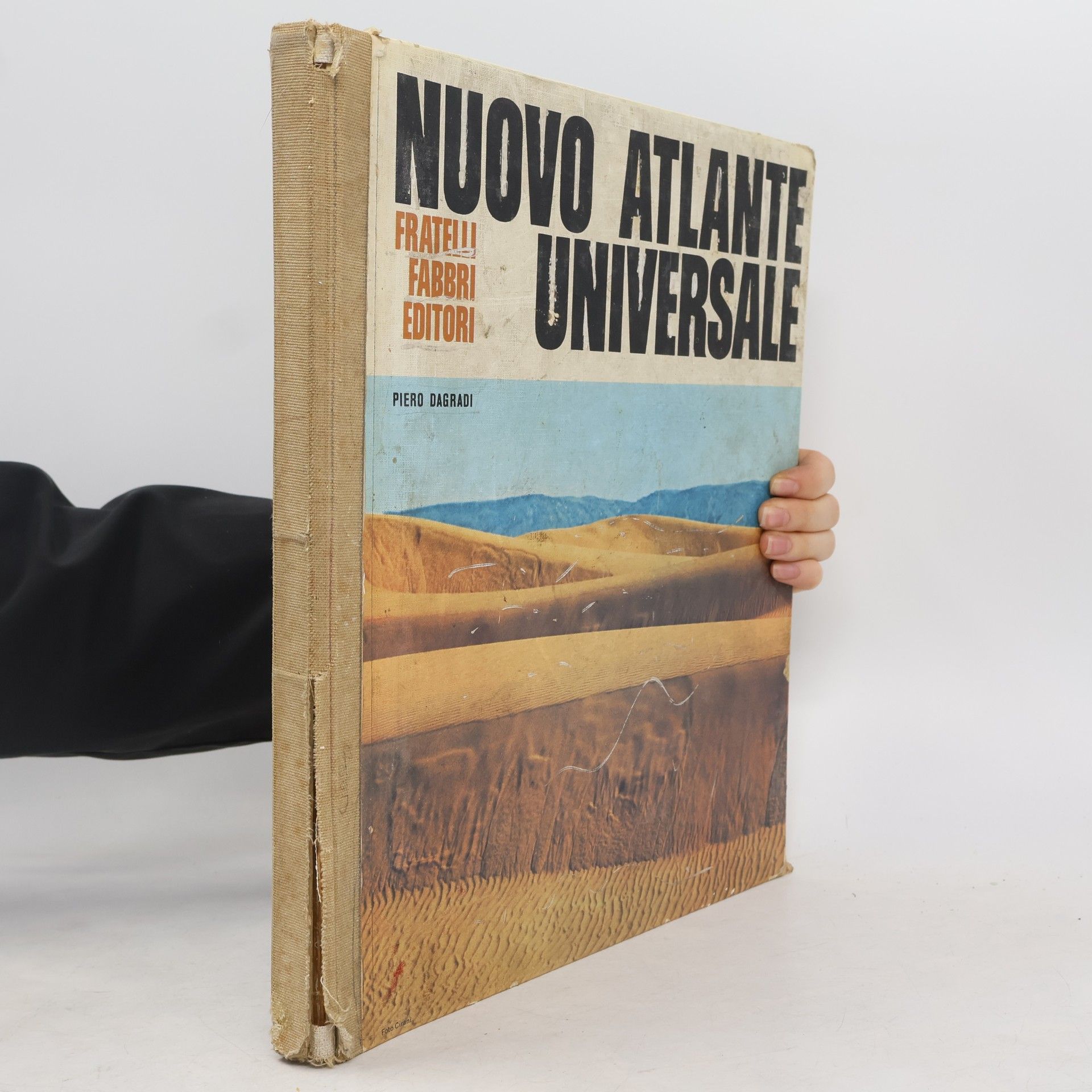 Piero Dagradi Nuovo Atlante Universale