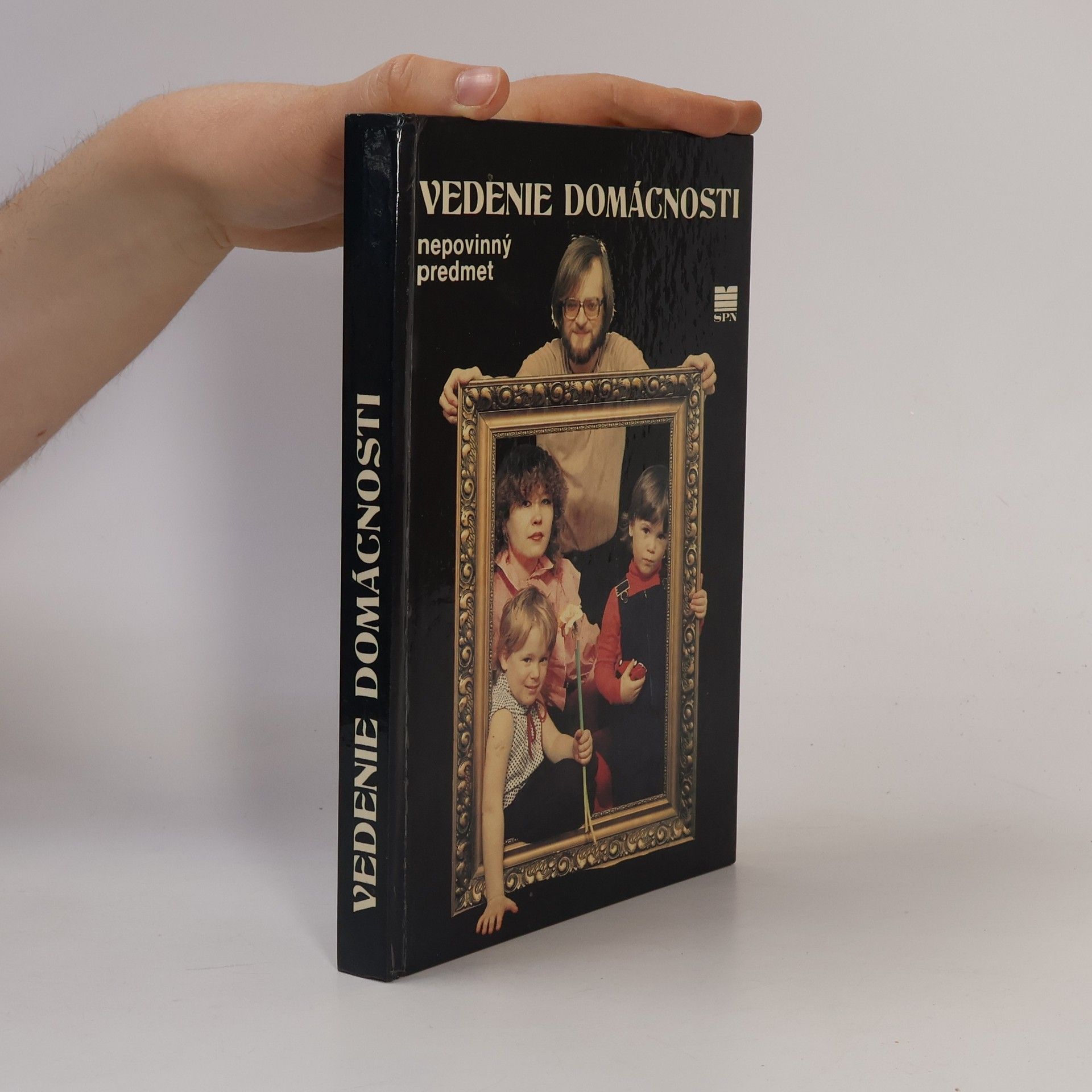 Autorenkollektiv Vedenie domácnosti