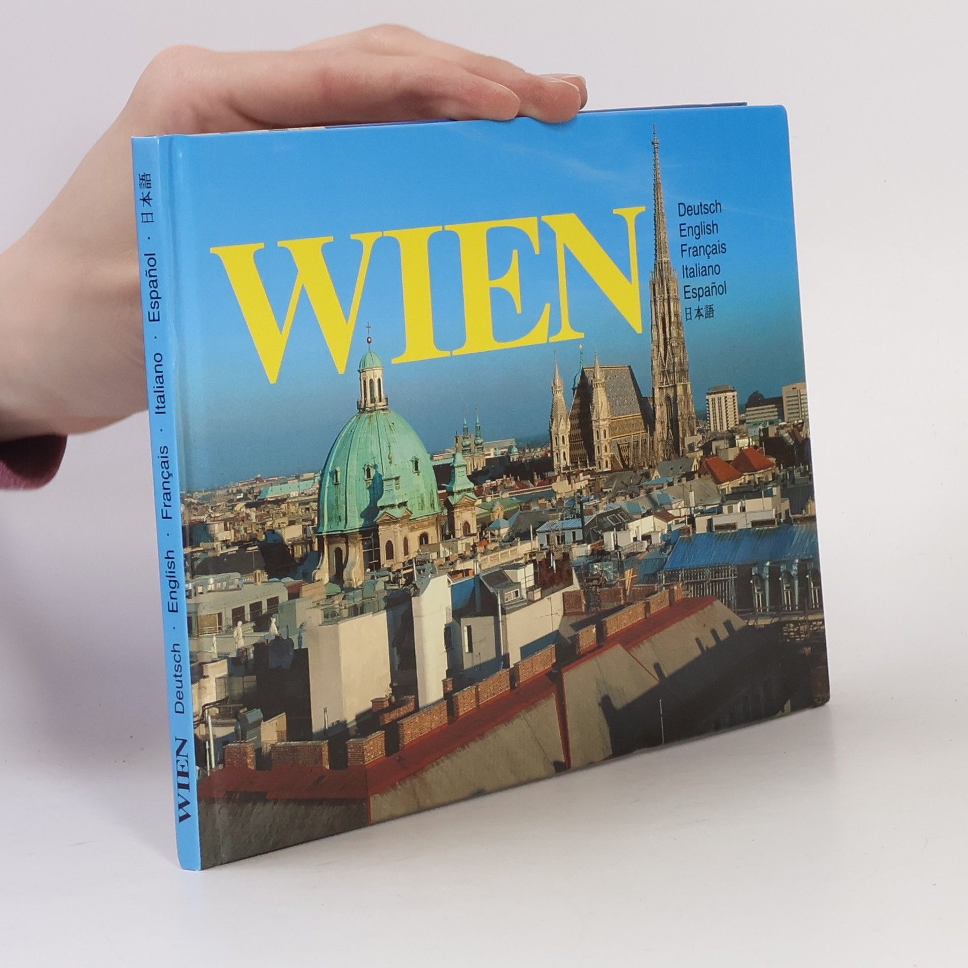 Adrian Towersey Wien