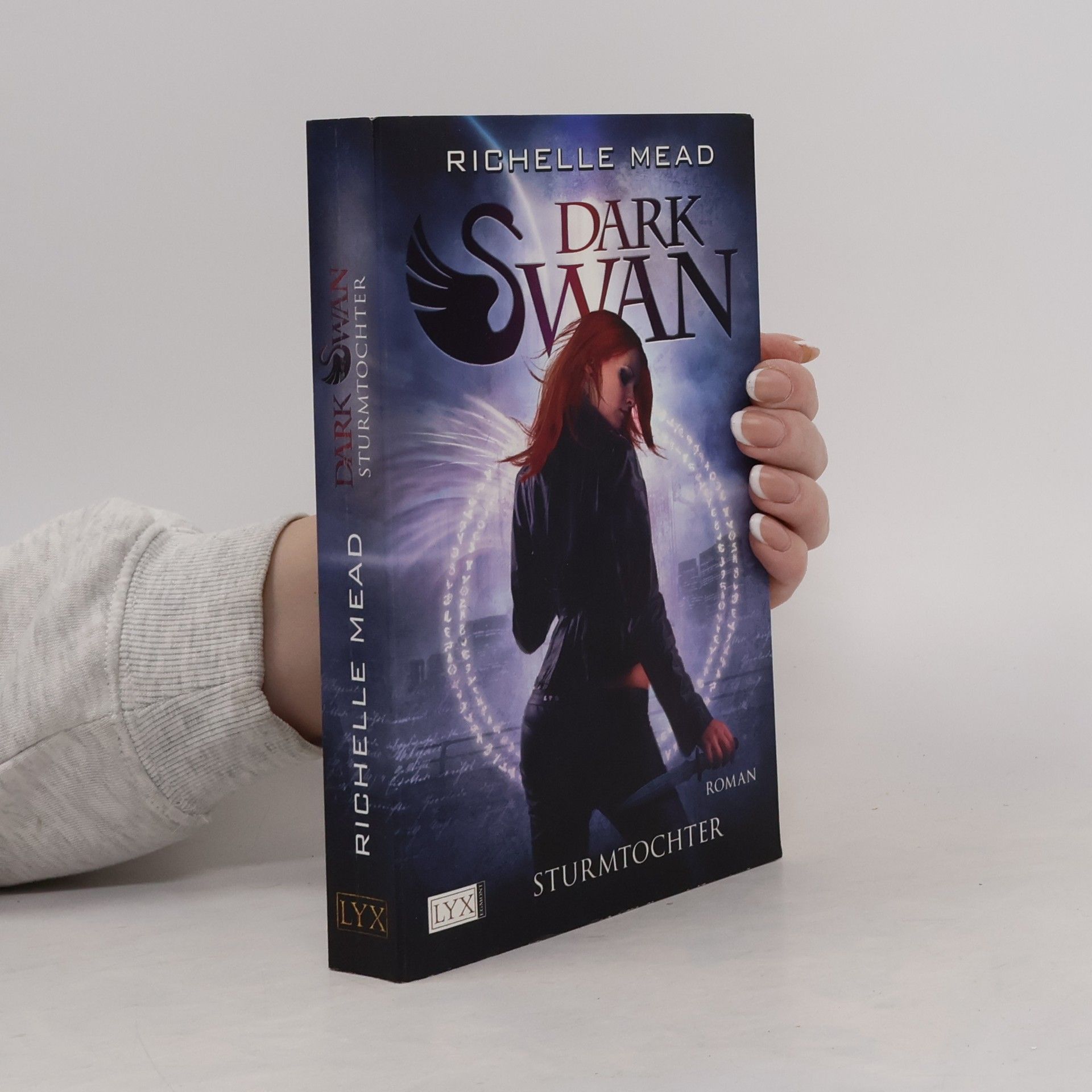 Richelle Mead Dark Swan 1