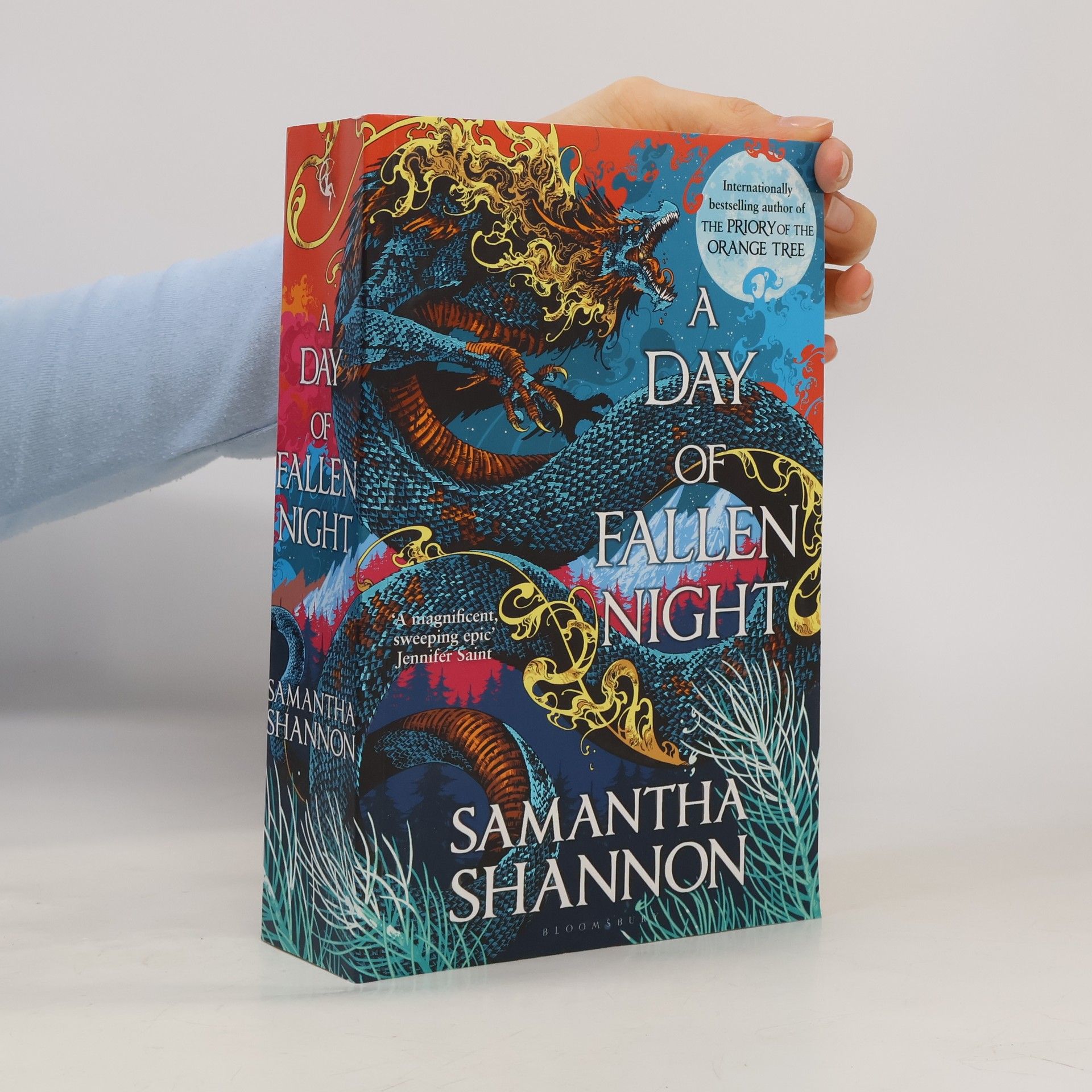 Samantha Shannon A Day of Fallen Night