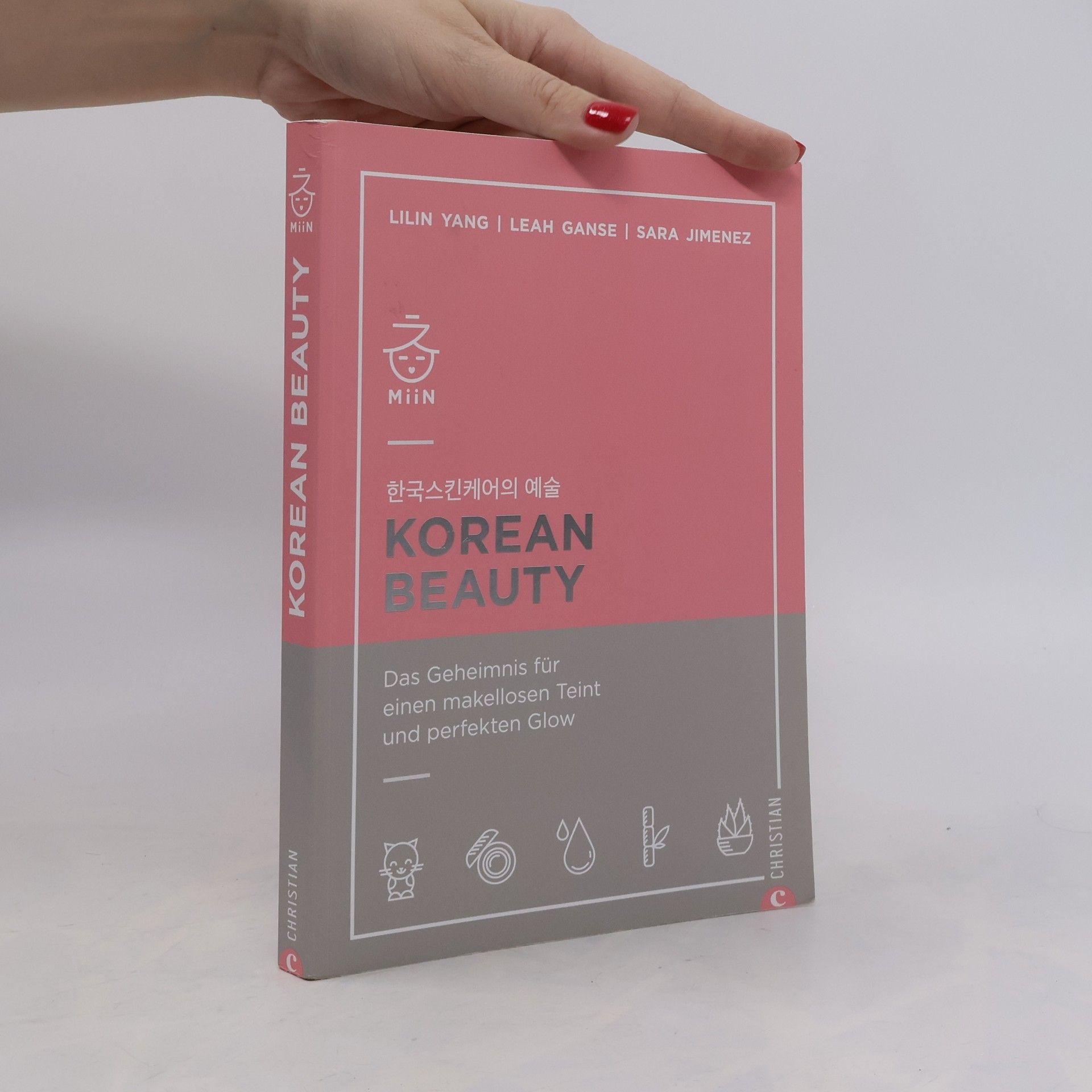 Leah Ganse Korean Beauty