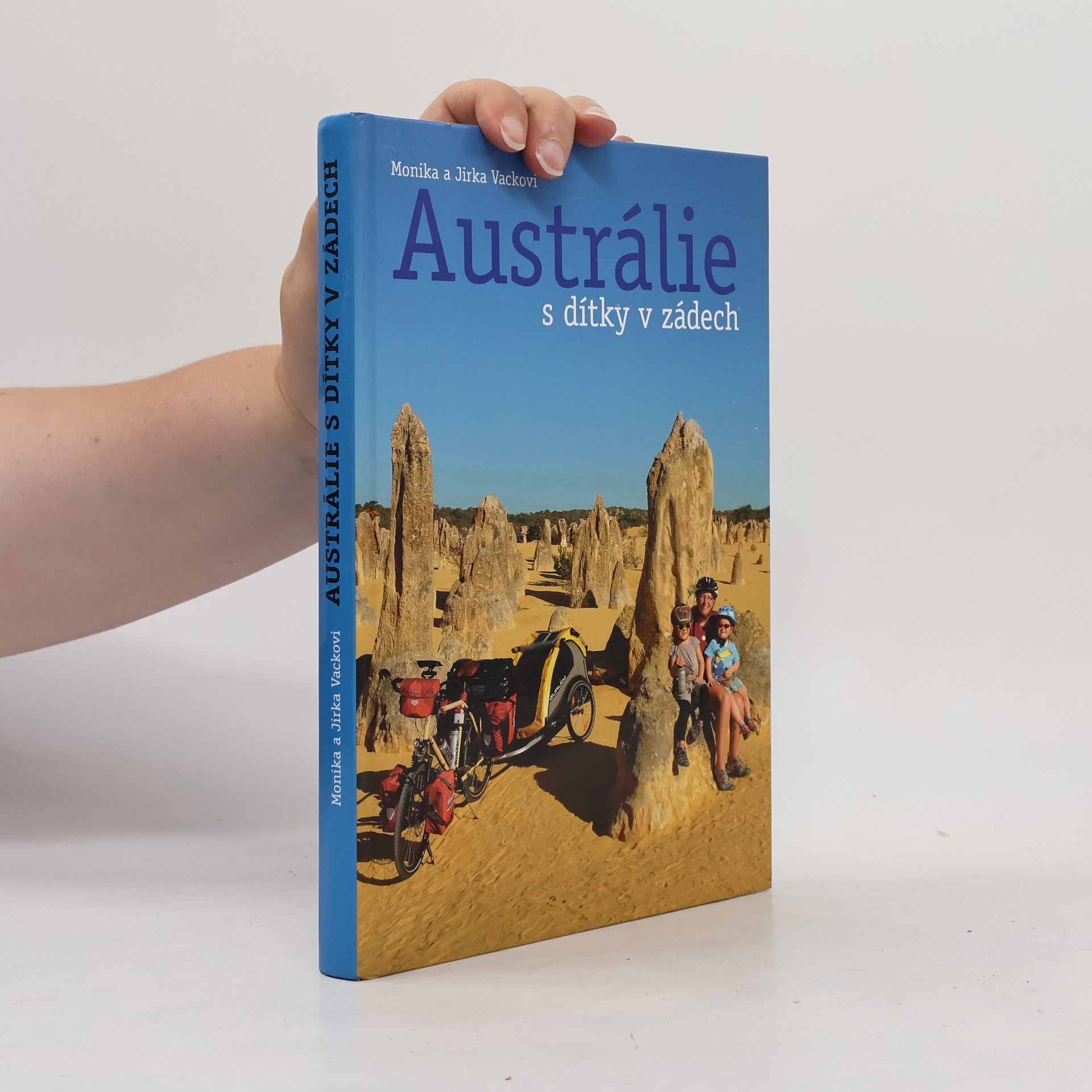 Jirka Vacek Austrálie s dítky v zádech