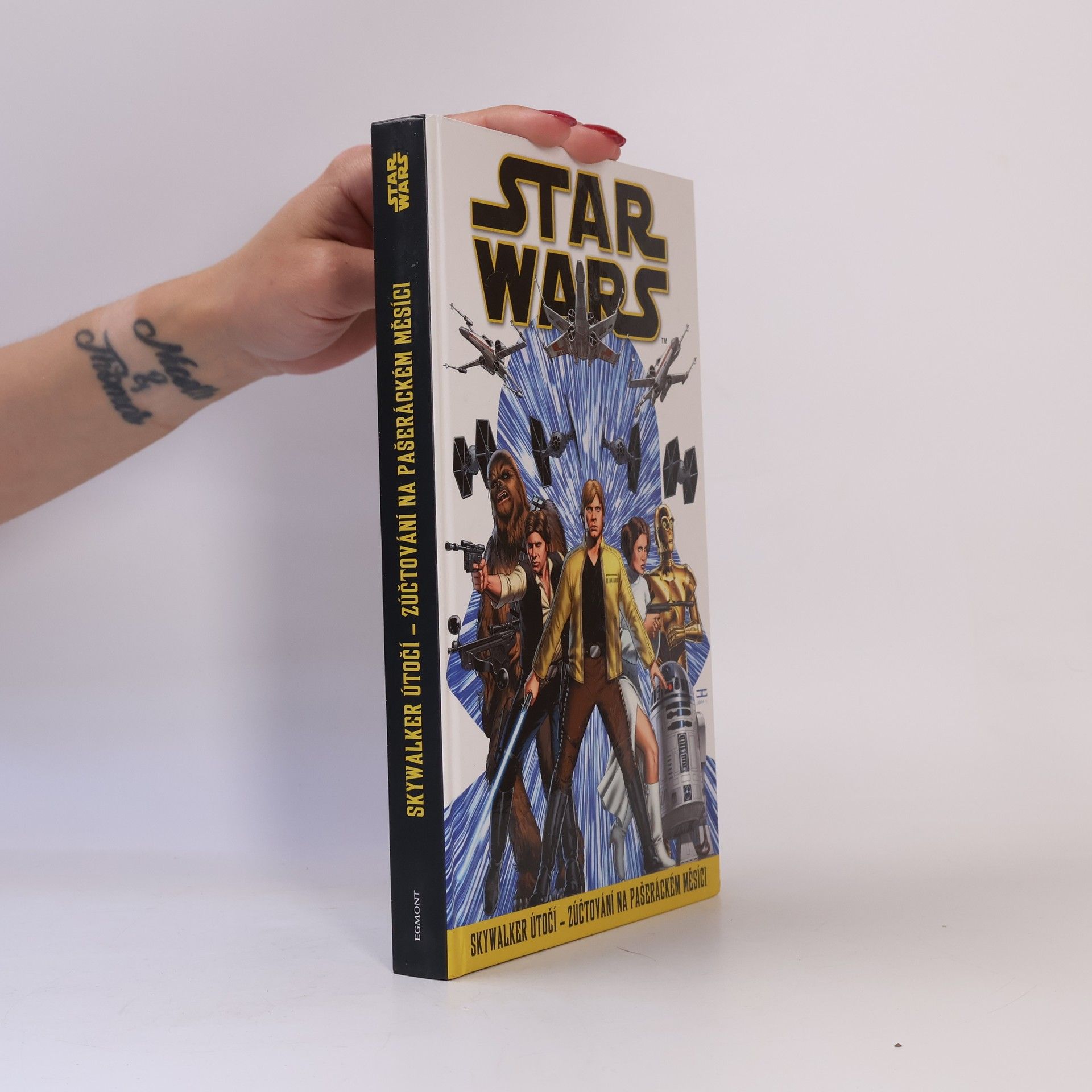 Kolektiv autorů Star Wars. Skywalker útočí - Zúčtování na pašeráckém měsíci