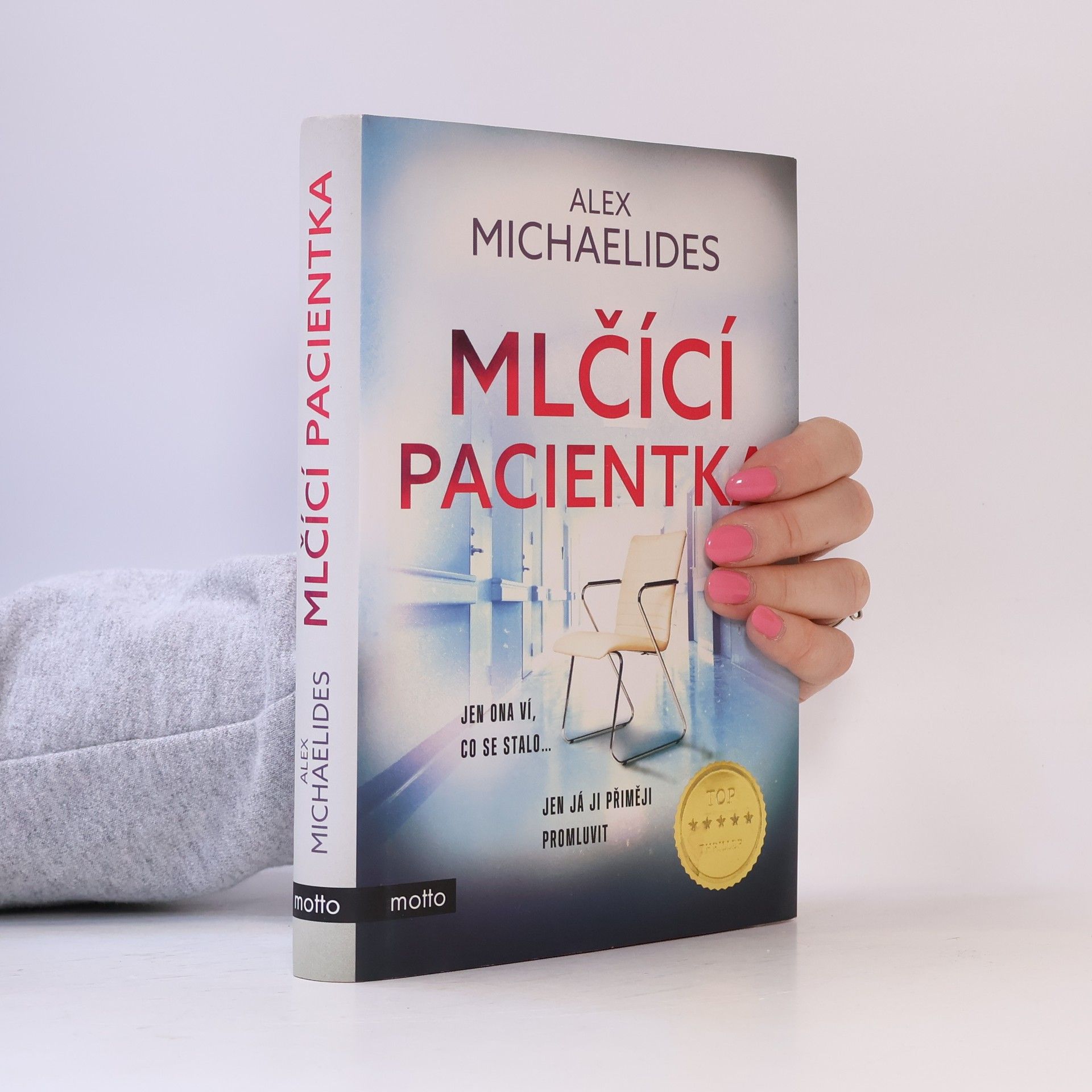 Alex Michaelides Mlčící pacientka