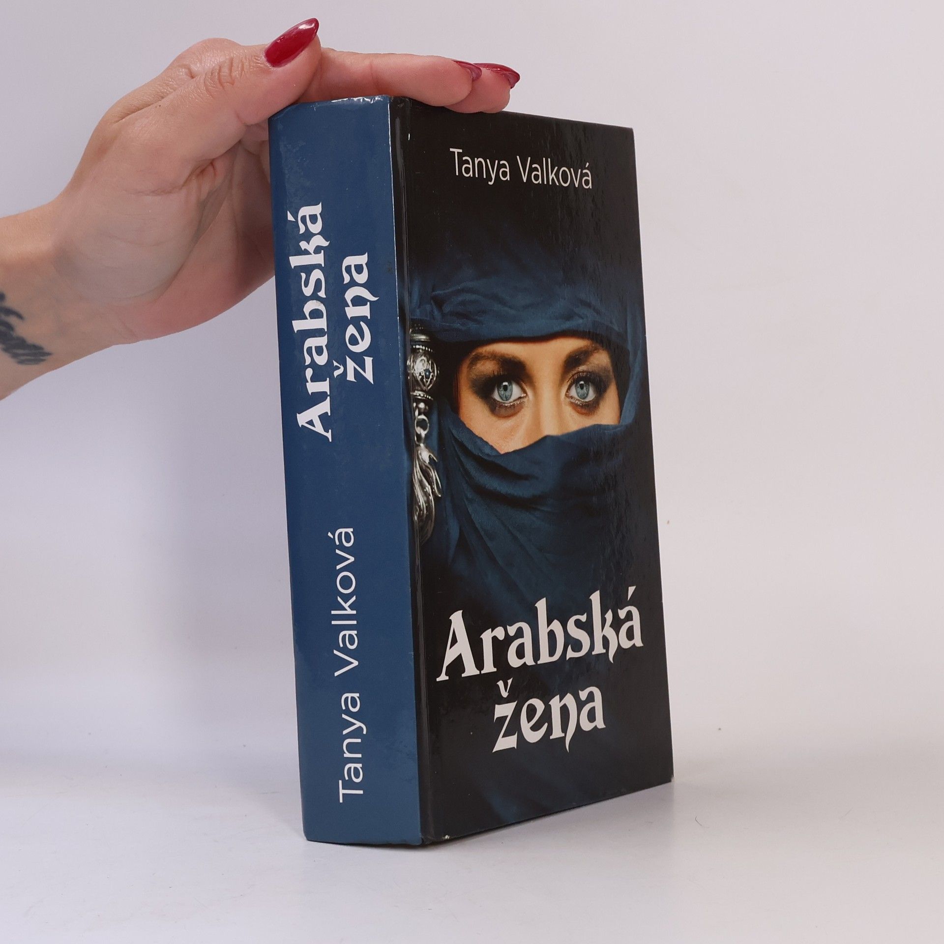 Tanya Valková Arabská žena