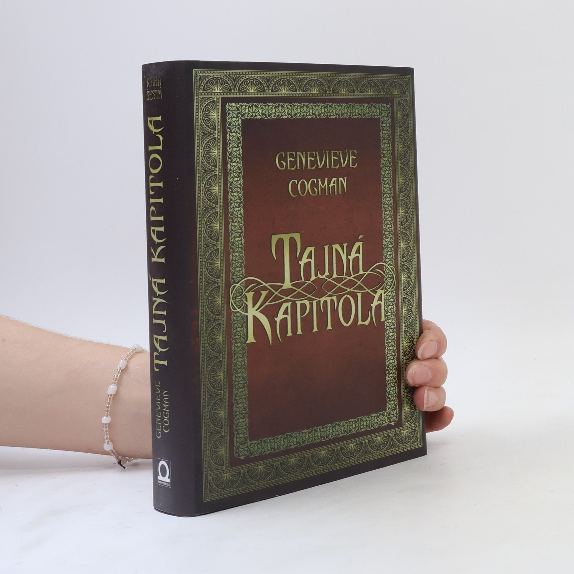 Genevieve Cogman Tajná kapitola