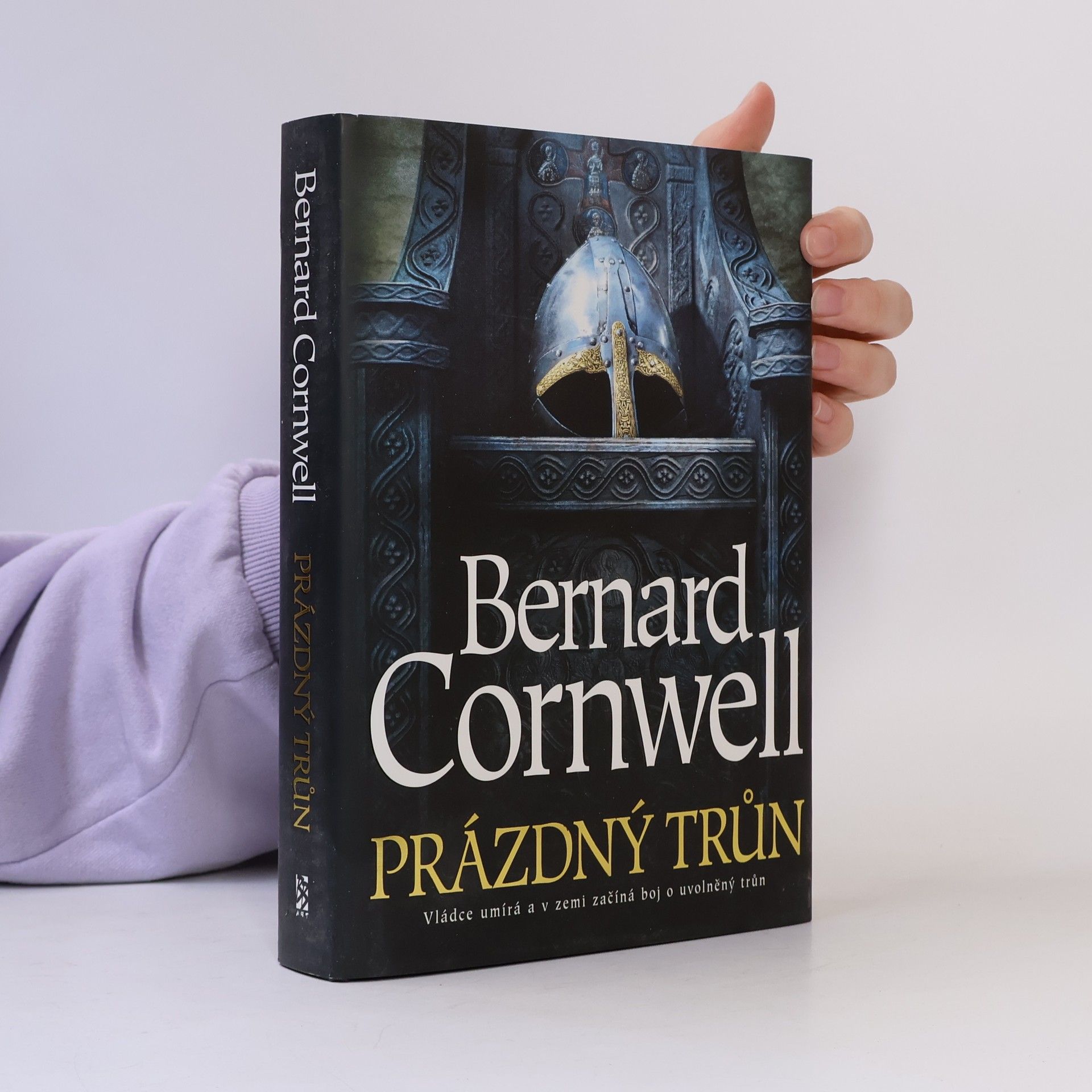 Bernard Cornwell Prázdný trůn. Uhtred z Bebbanburgu 8. díl