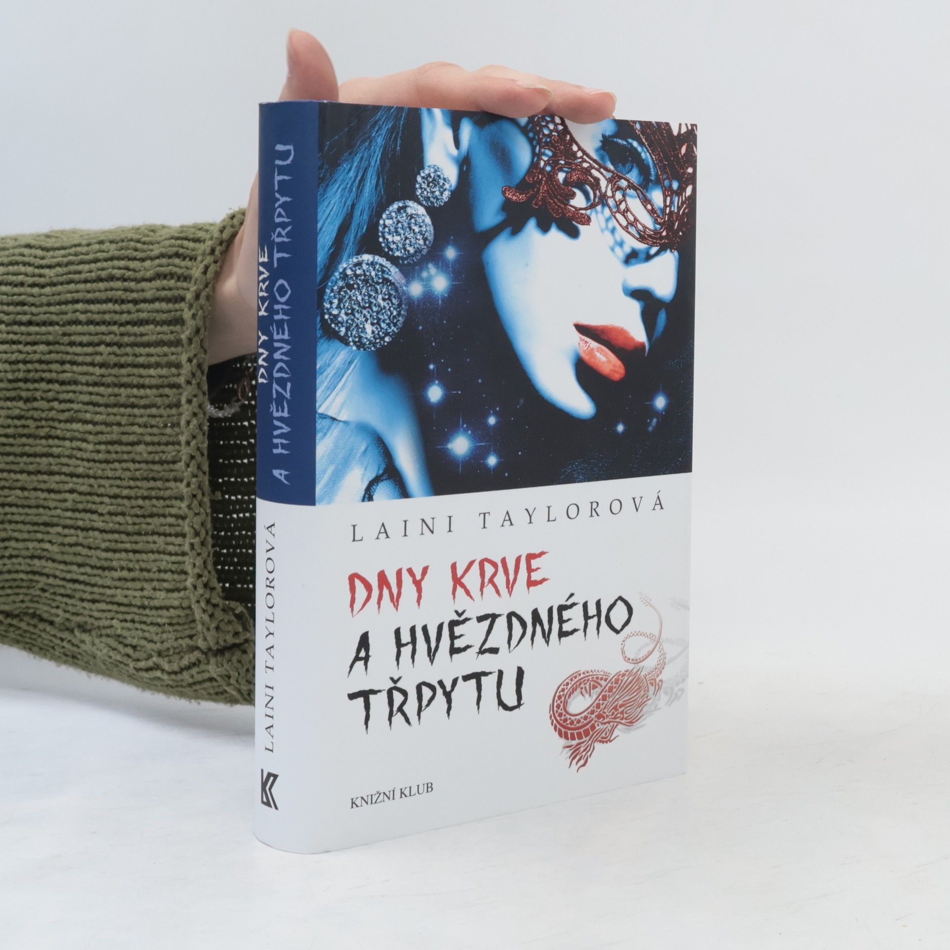 Laini Taylor Dny krve a hvězdného třpytu
