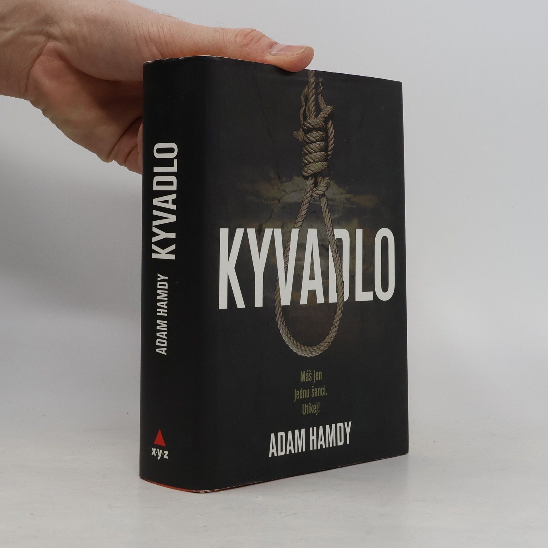 Adam Hamdy Kyvadlo